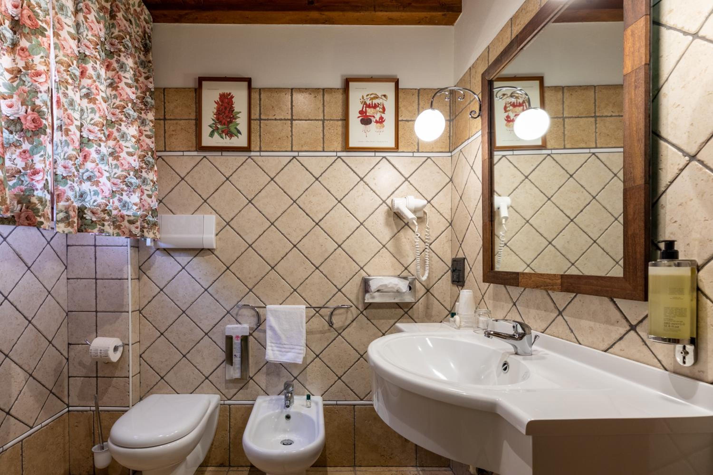 Comfort Triple Room - Photo 4