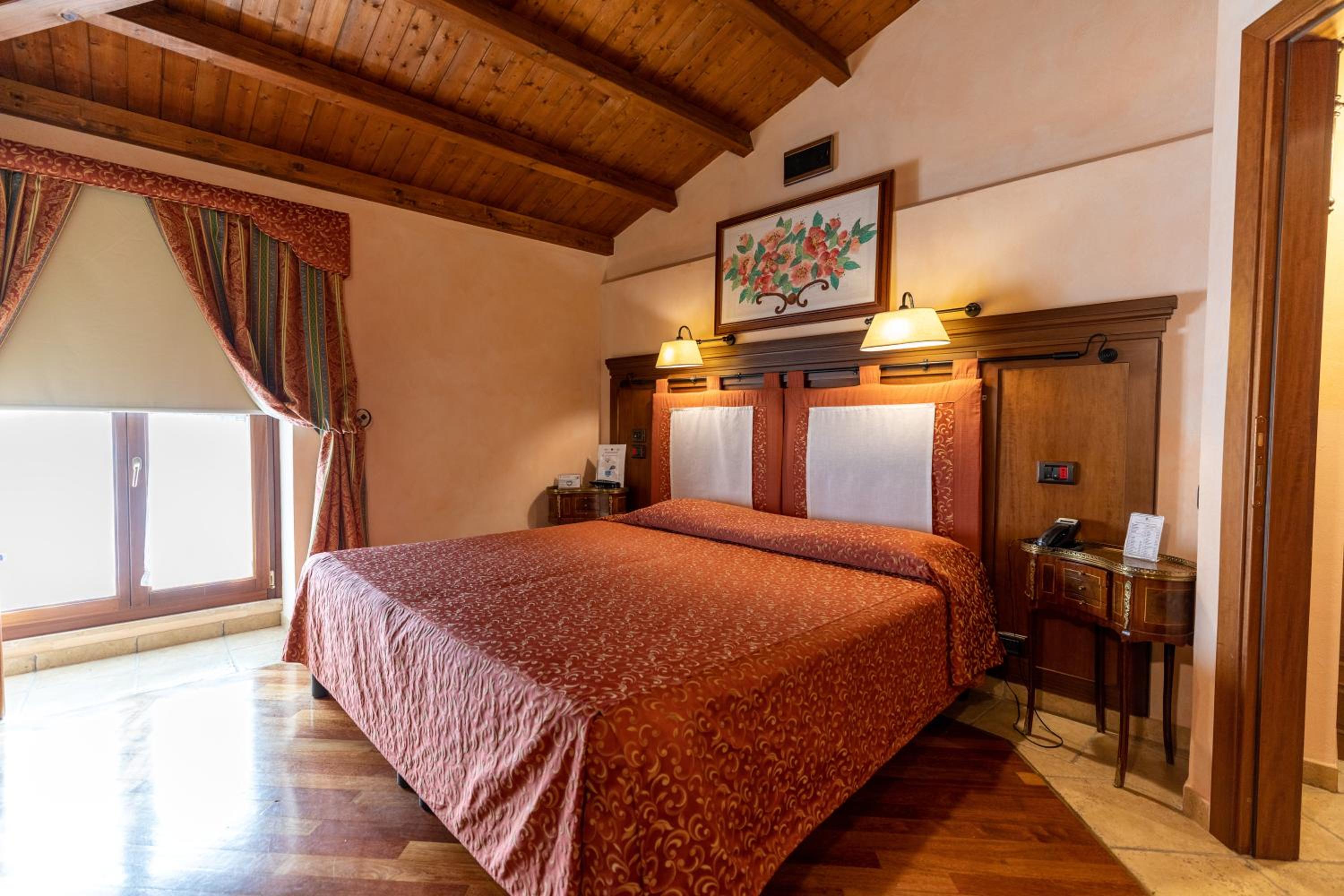 Two-Bedroom Suite - Photo 14