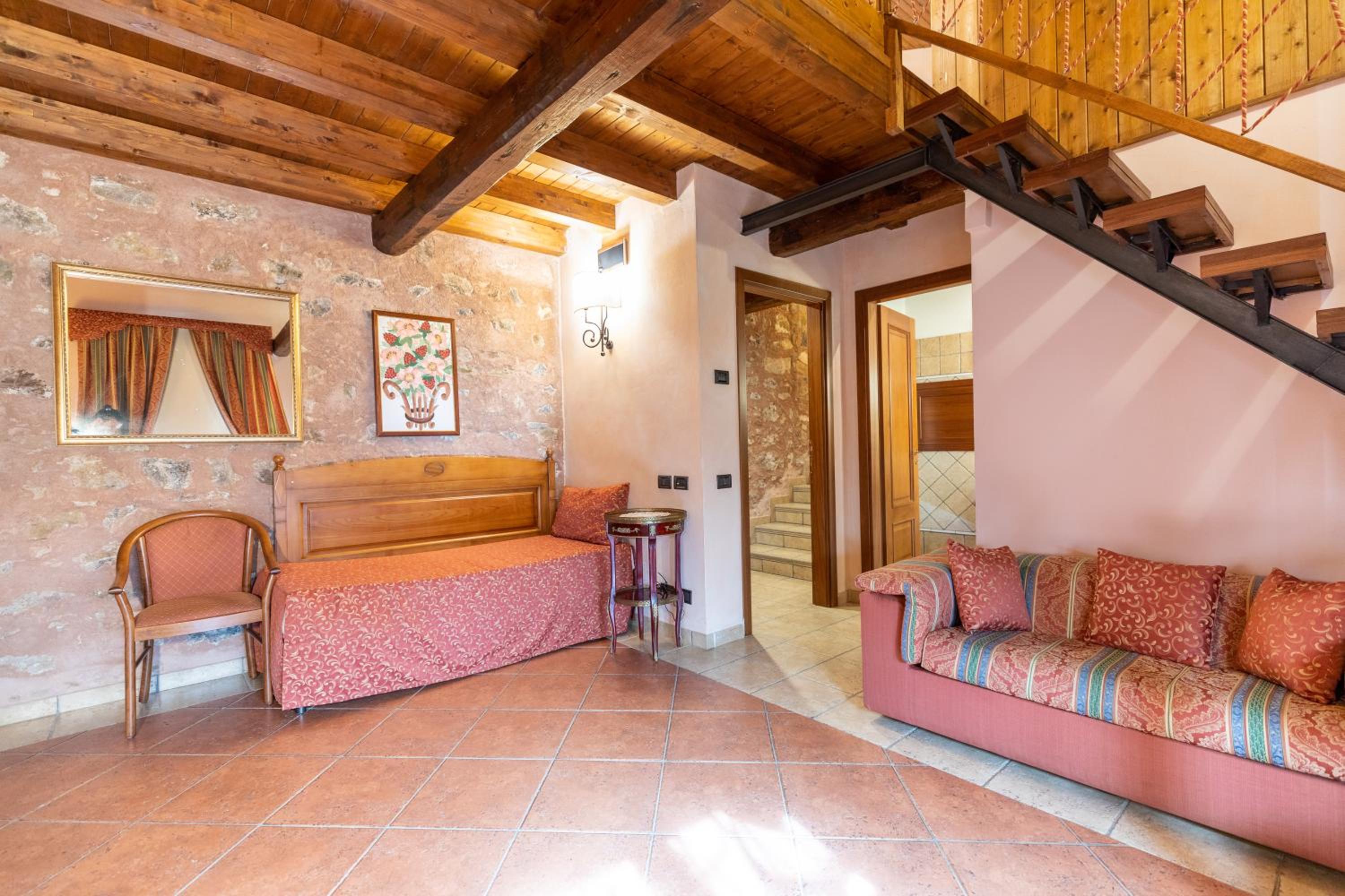 Two-Bedroom Suite - Photo 7