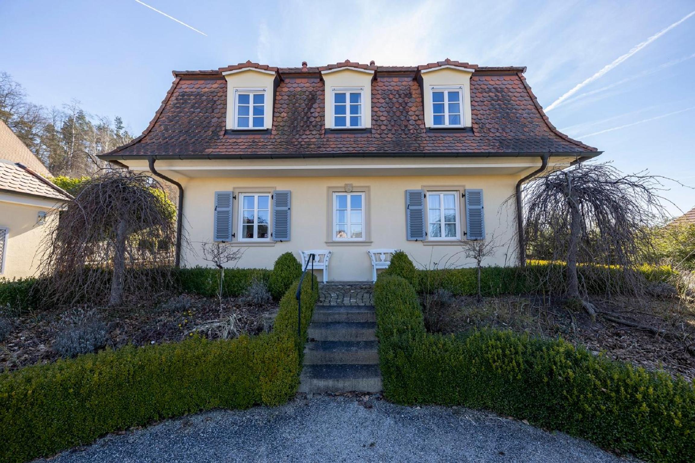 Four-Bedroom House photo 2