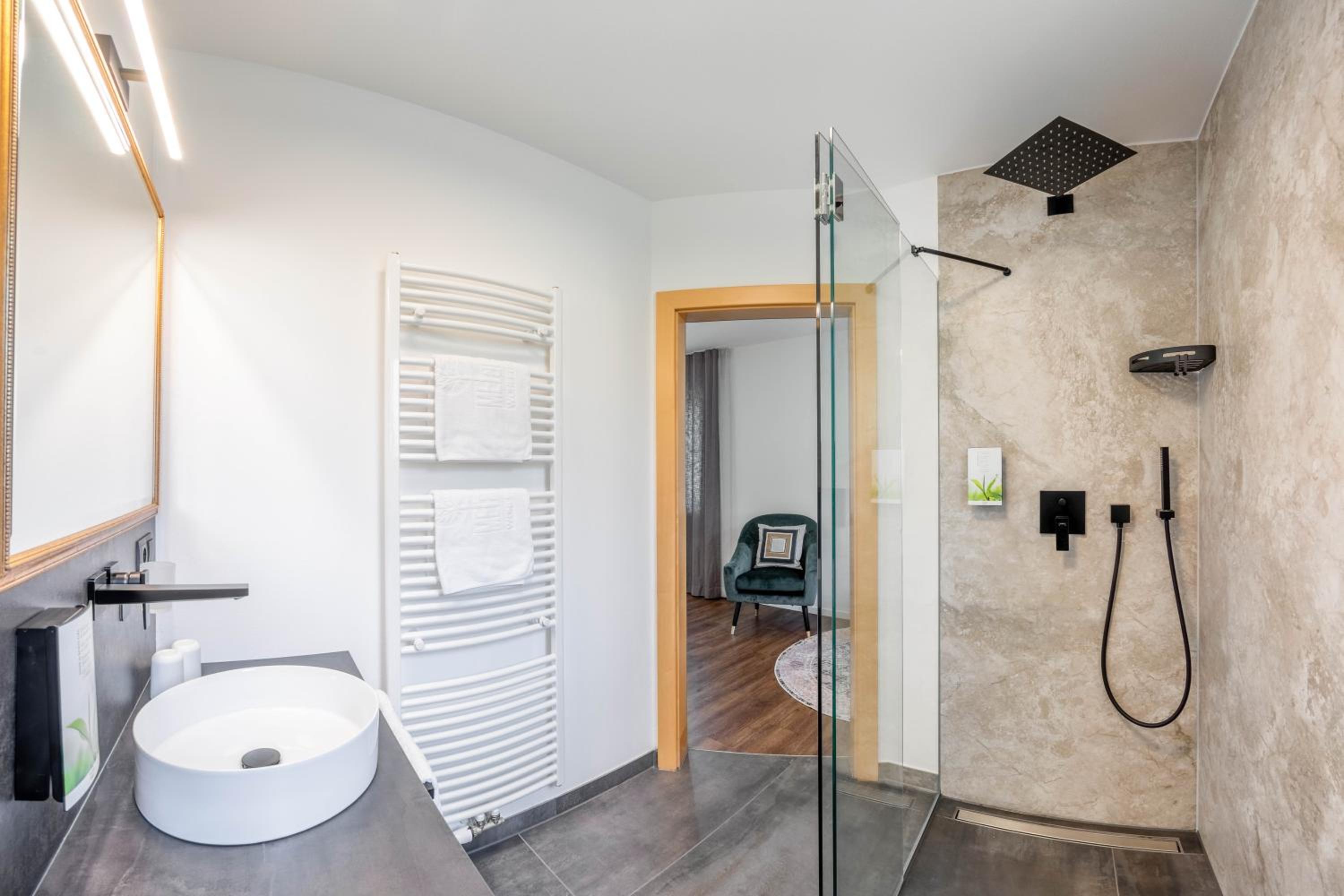 Superior Double Room - Photo 2