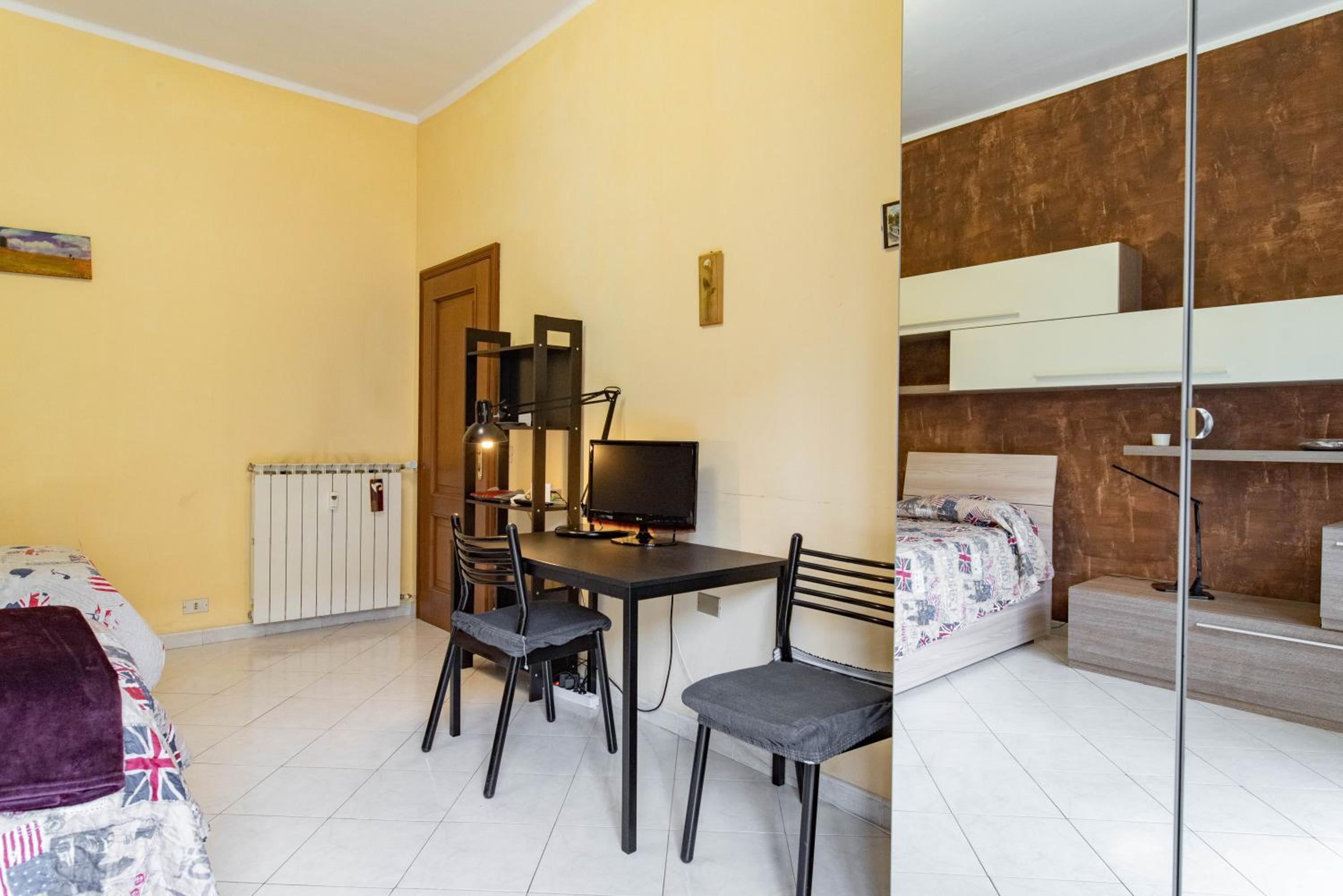 Two-Bedroom Apartment - Photo 6