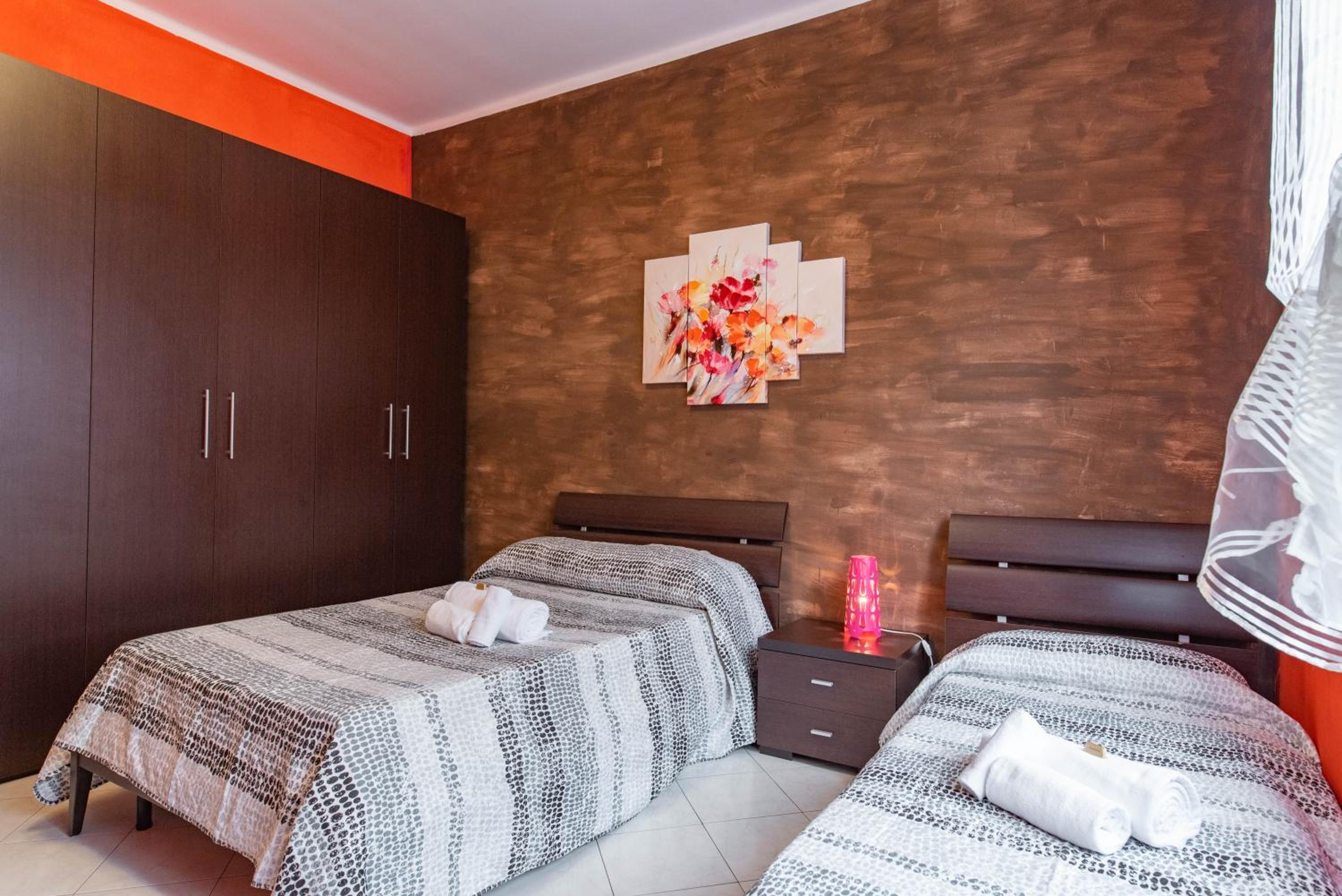 Two-Bedroom Apartment - Photo 14