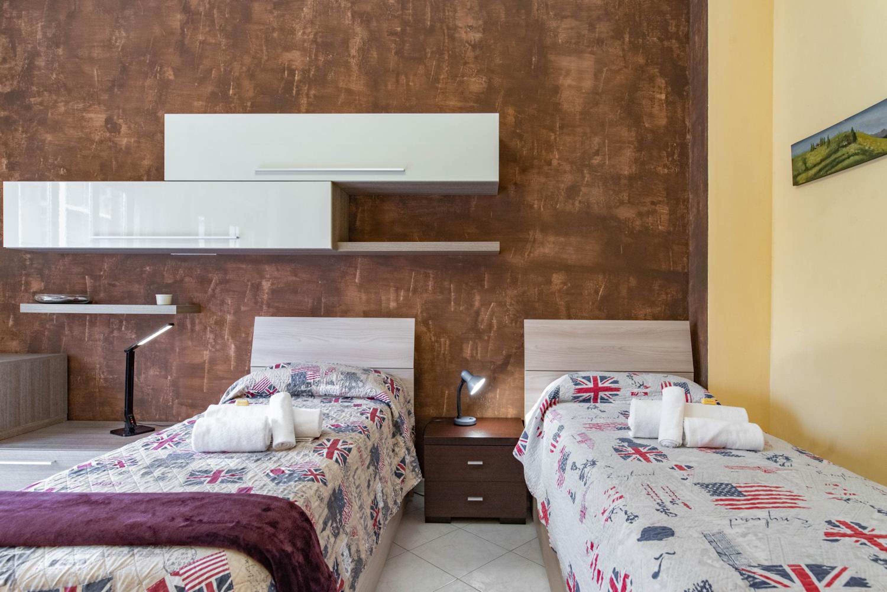 Two-Bedroom Apartment - Photo 19