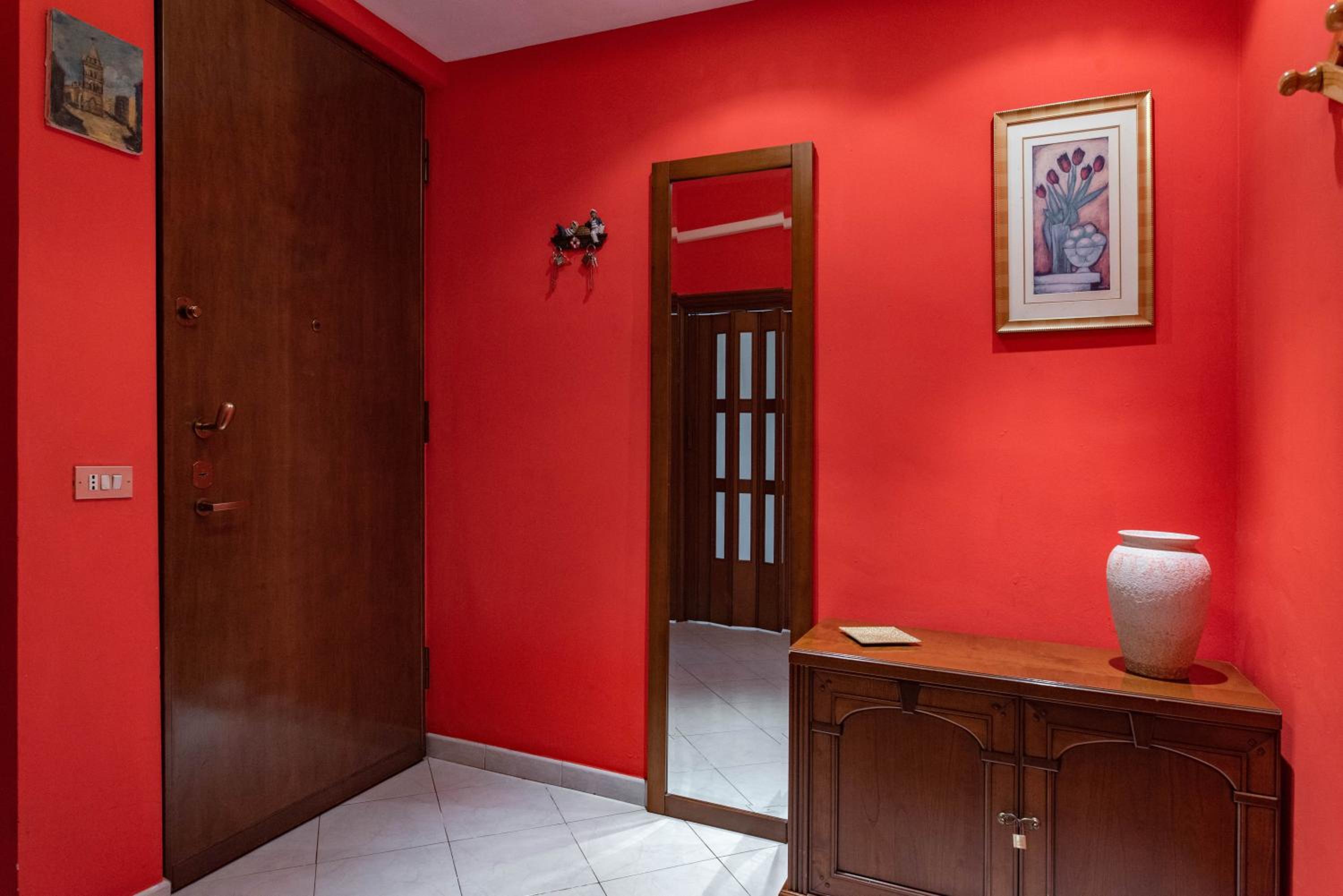 Two-Bedroom Apartment - Photo 25
