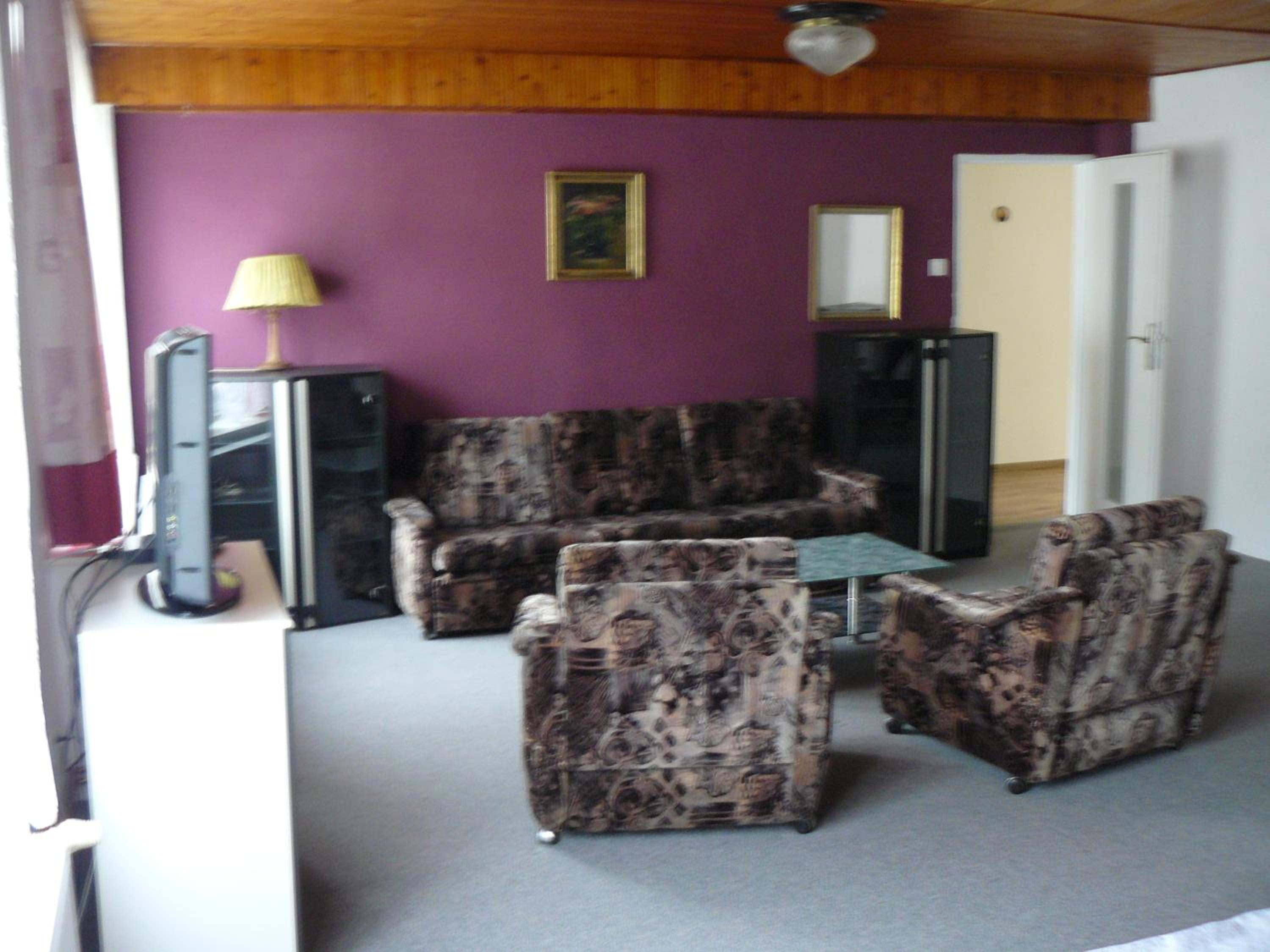 Two-Bedroom Apartment - Photo 20