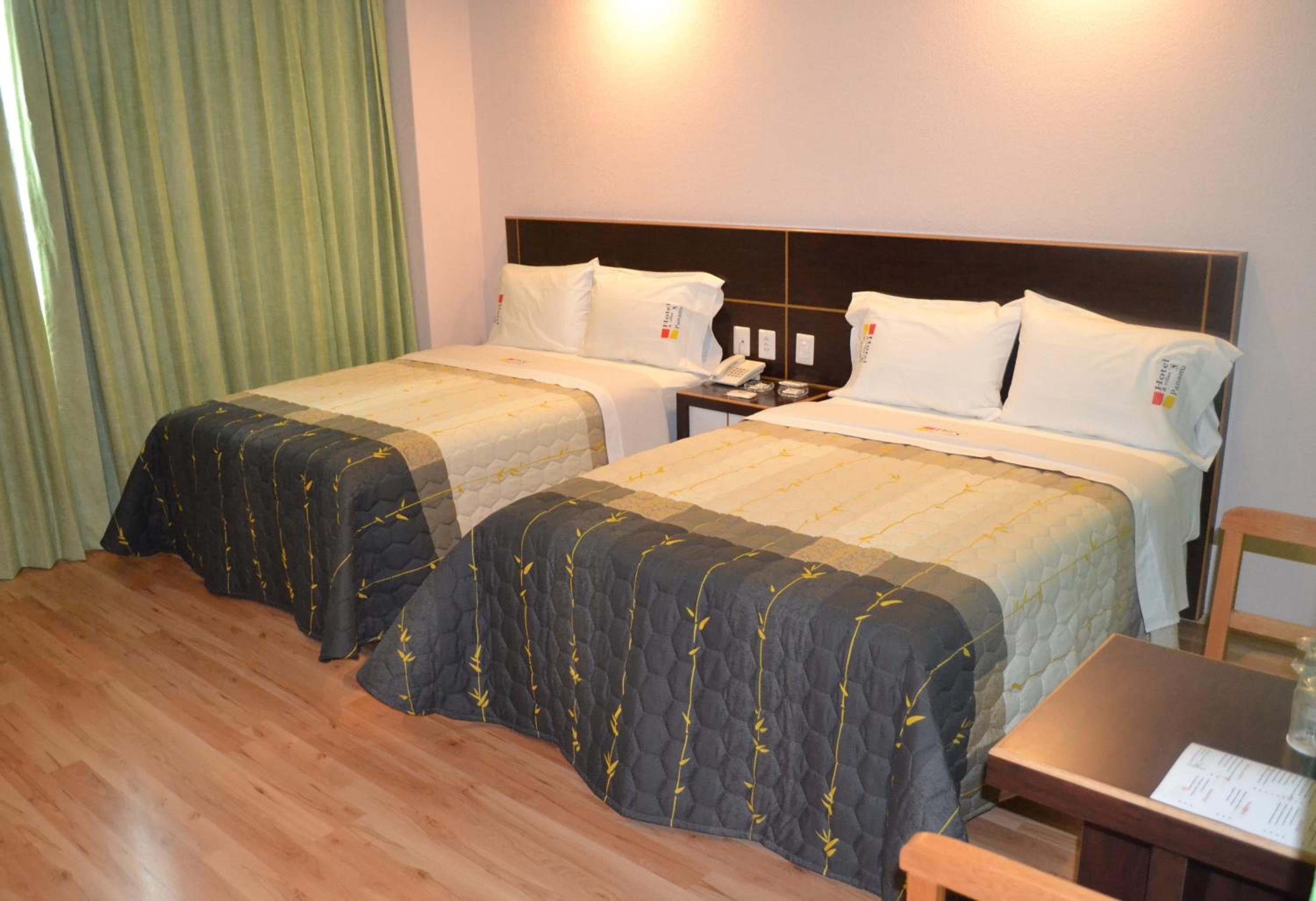 Double Room with Two Double Beds photo 1
