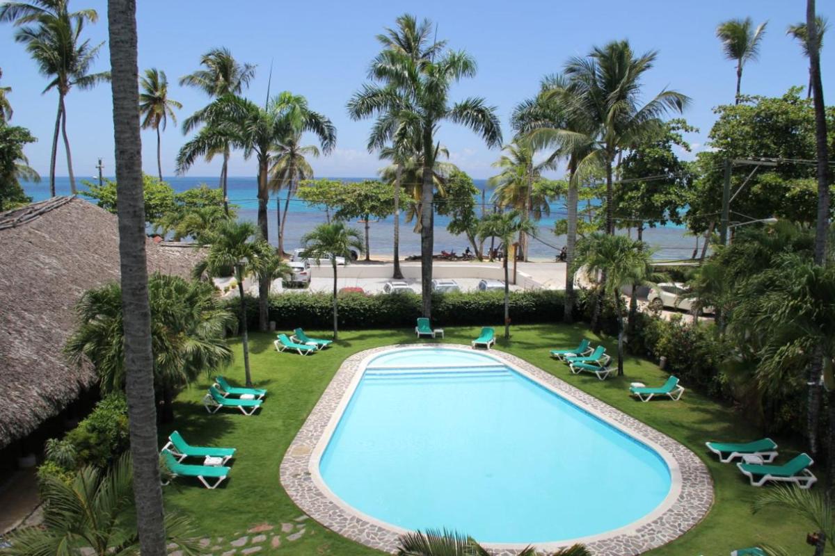 Three-Bedroom Apartment with Sea View photo 2