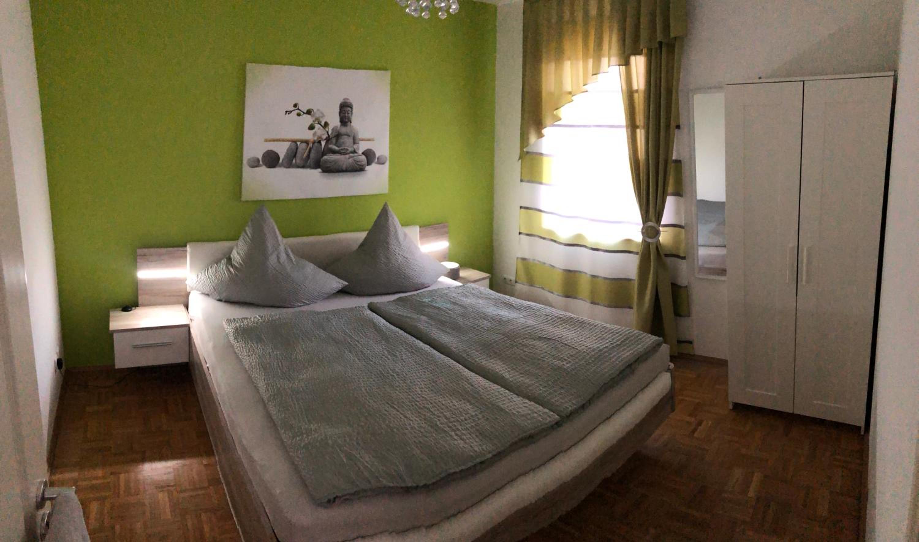One-Bedroom Apartment - Photo 6