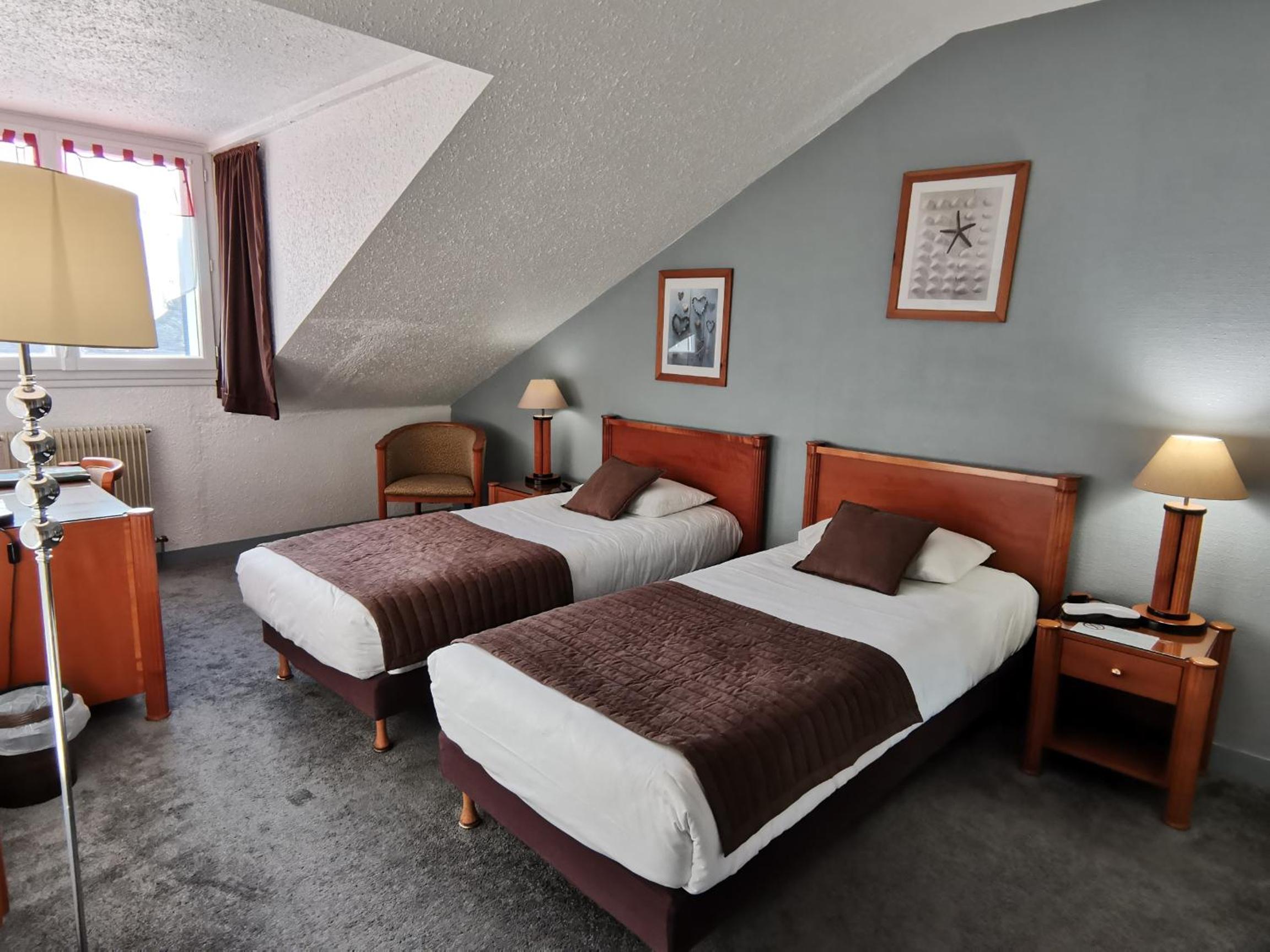 Twin Room - Photo 4