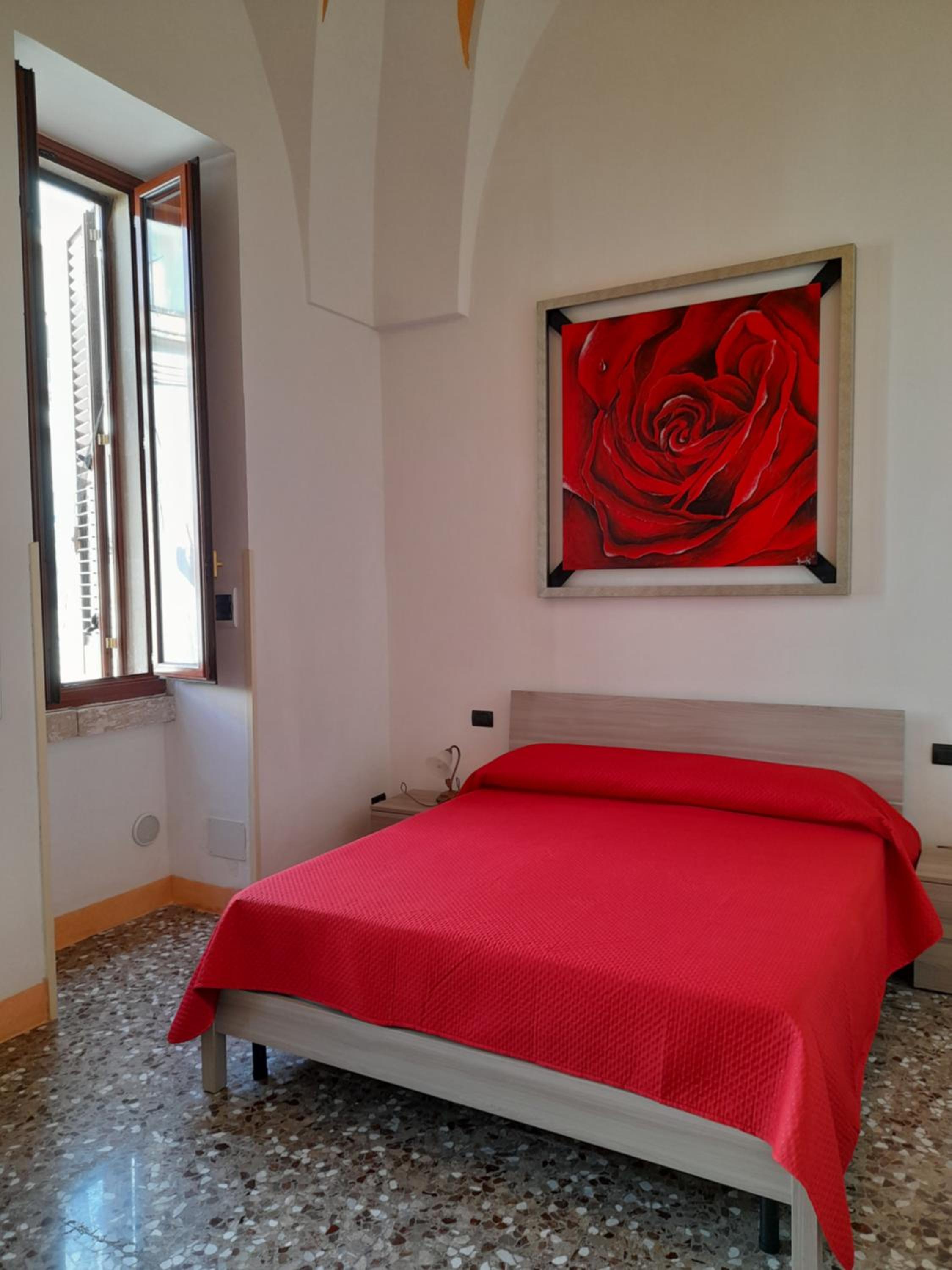 Studio Apartment photo 2