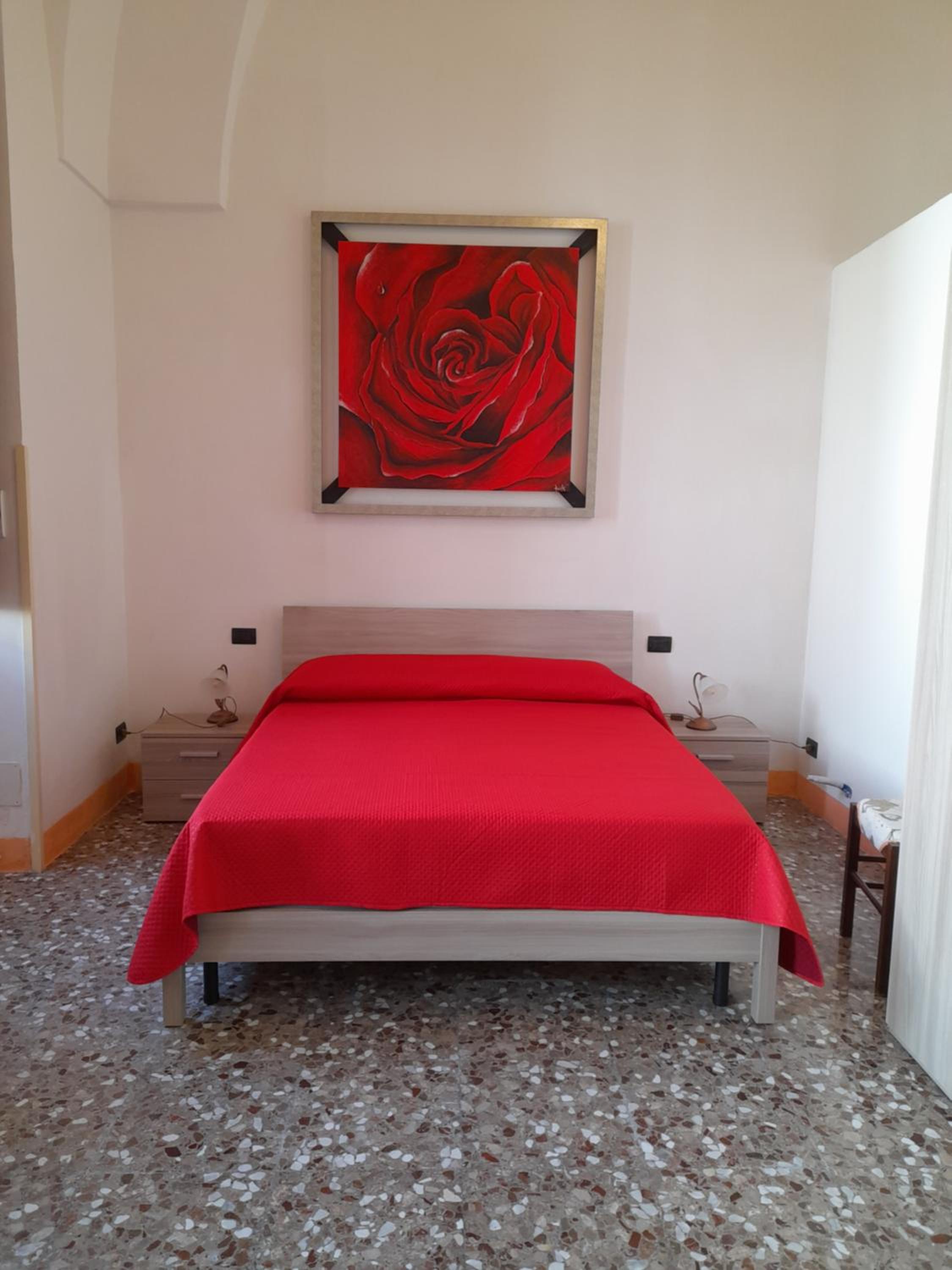 Studio Apartment photo 1
