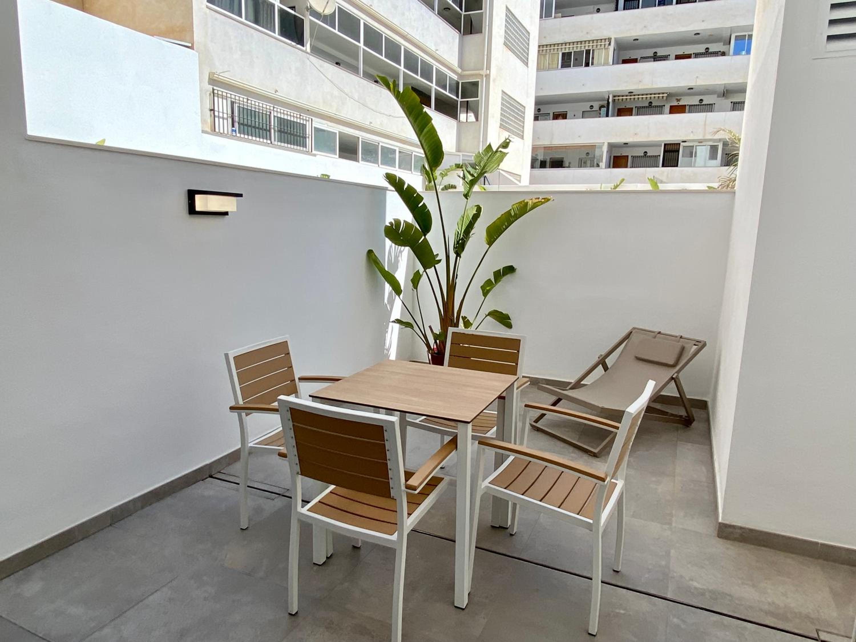 Confort One-Bedroom Apartment with Patio - Ground Floor photo 3