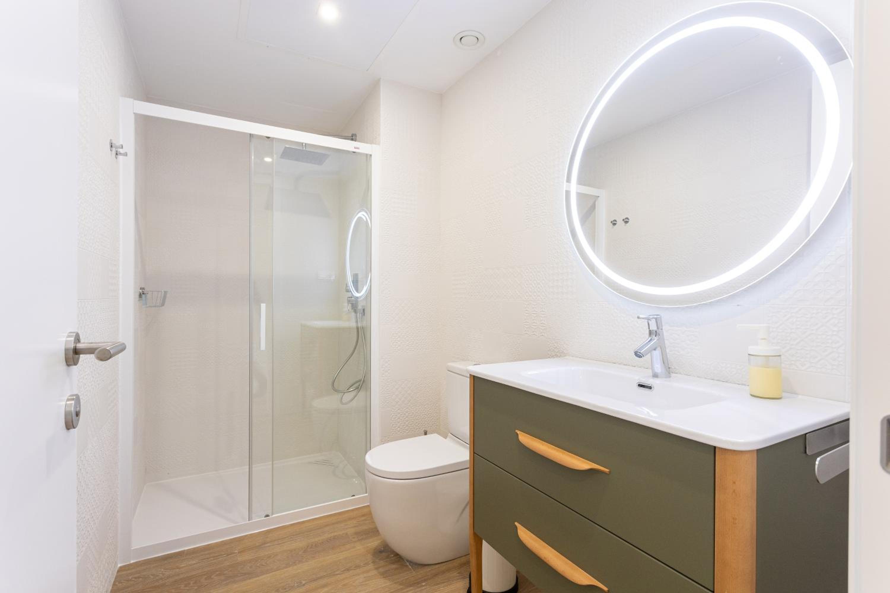  Confort One-Bedroom Apartment - Ground Floor photo 3