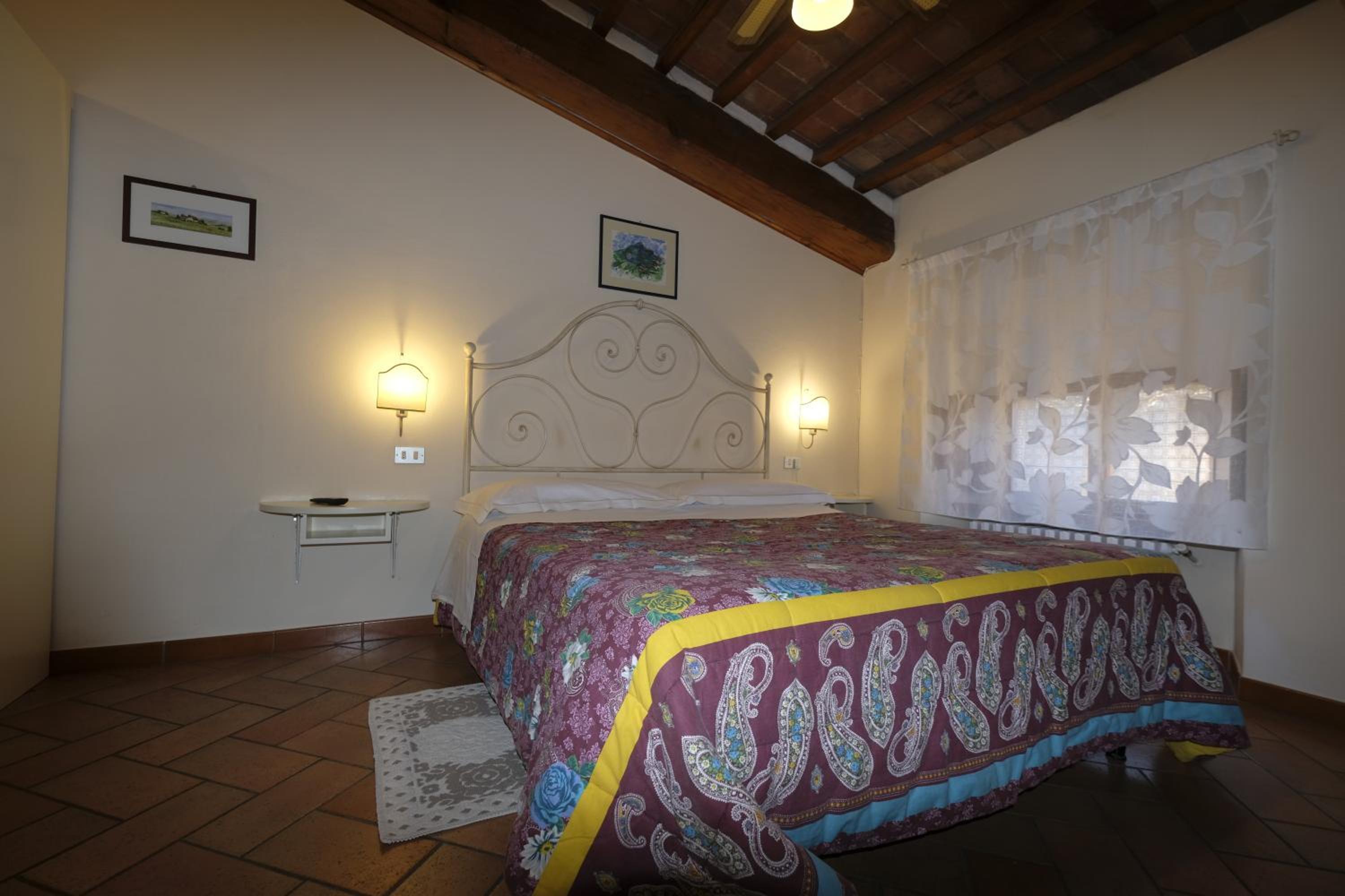 Double Room - Photo 27