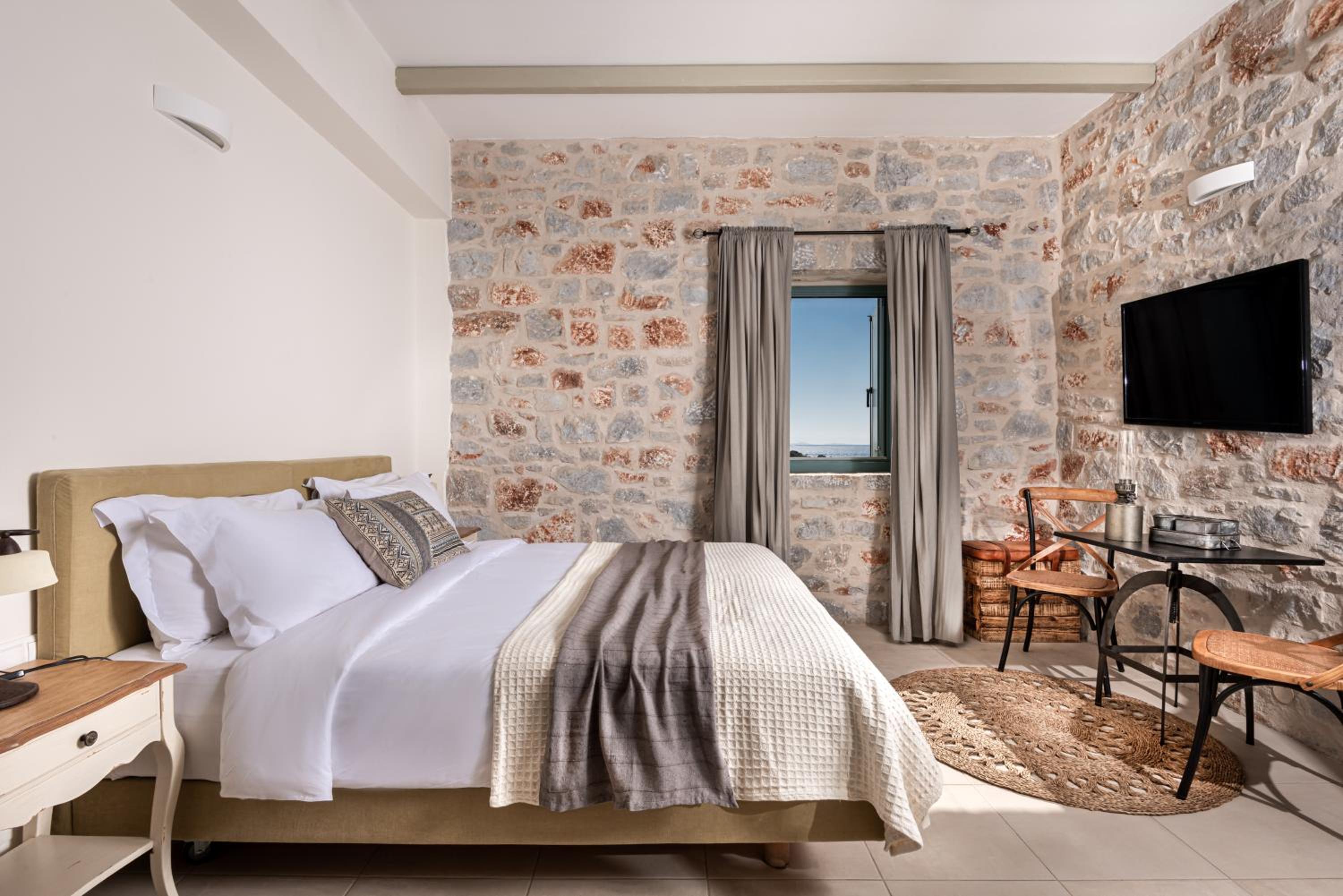 Standard Room with Sea View - Photo 9