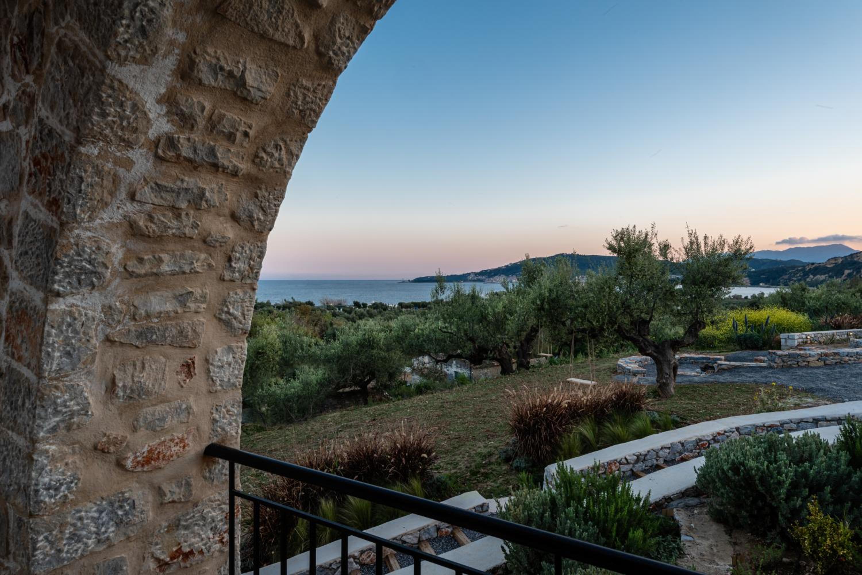 Standard Room with Sea View - Photo 5