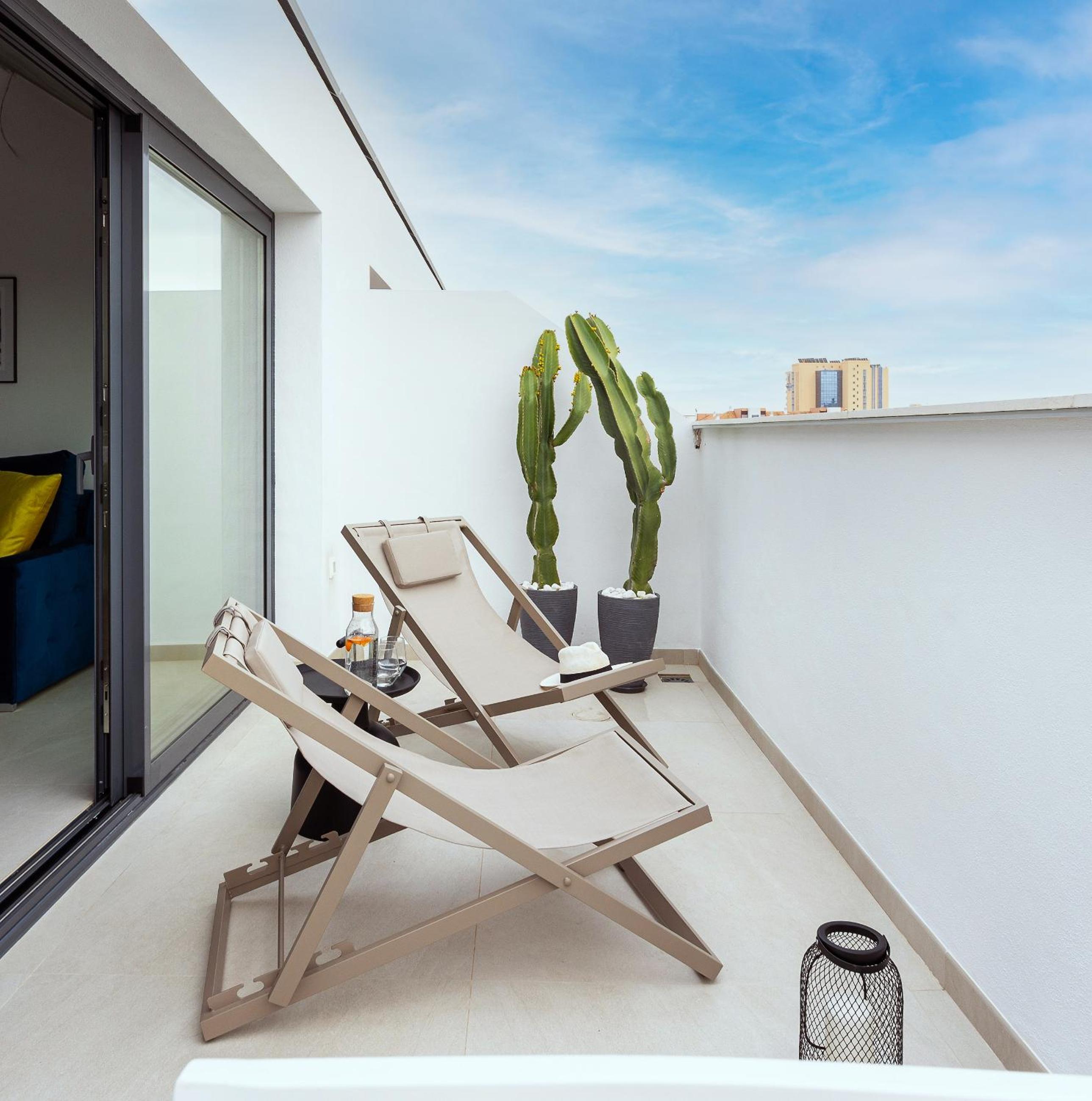 Deluxe Two-Bedroom Penthouse  photo 3