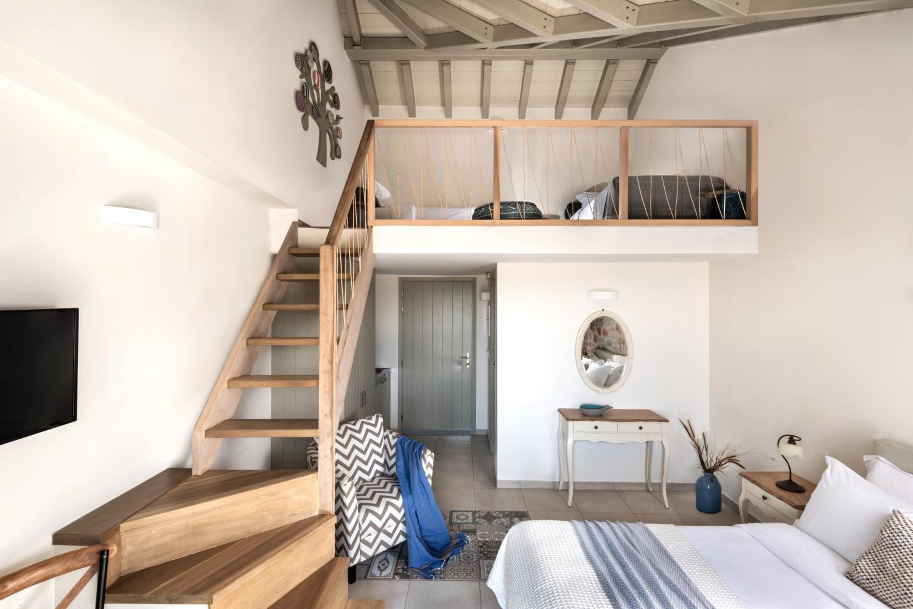 Superior Loft with Sea View  - Photo 9