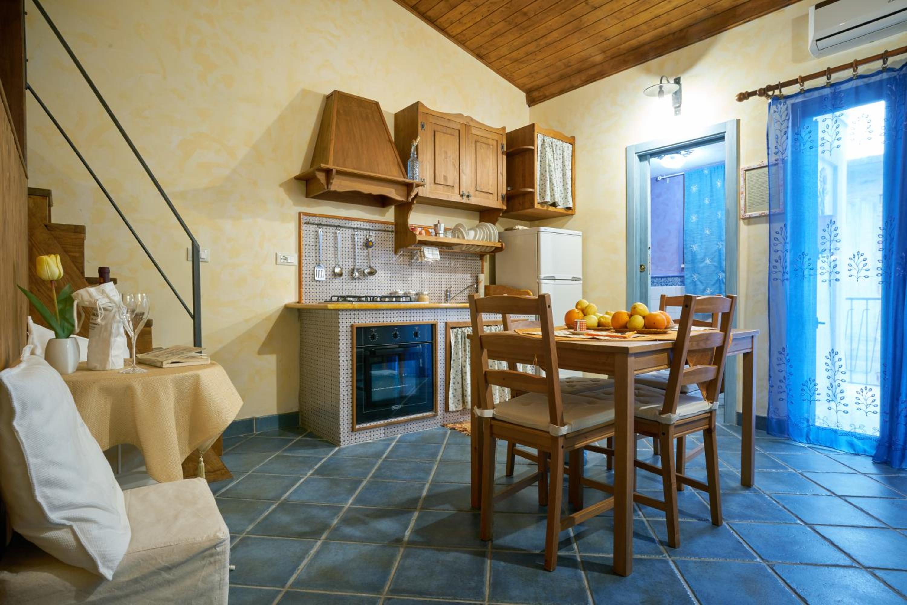 Apartment - Photo 8
