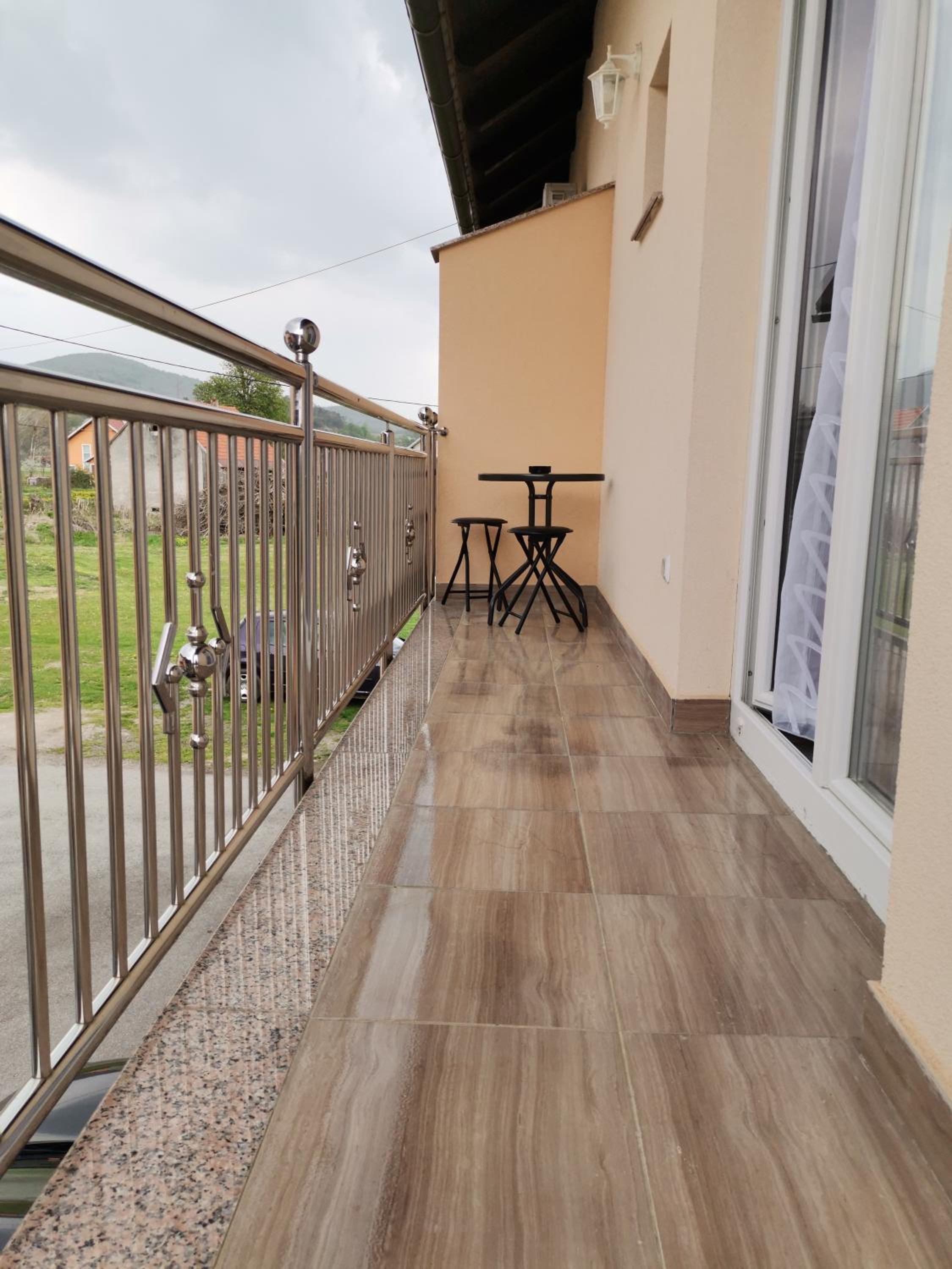 King Room with Balcony - Photo 28