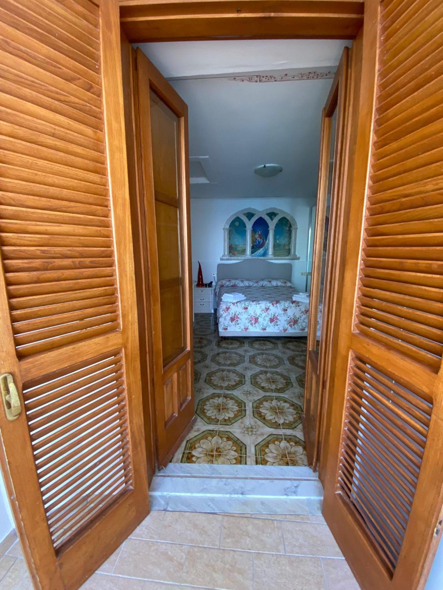 Apartment with Sea View photo 2
