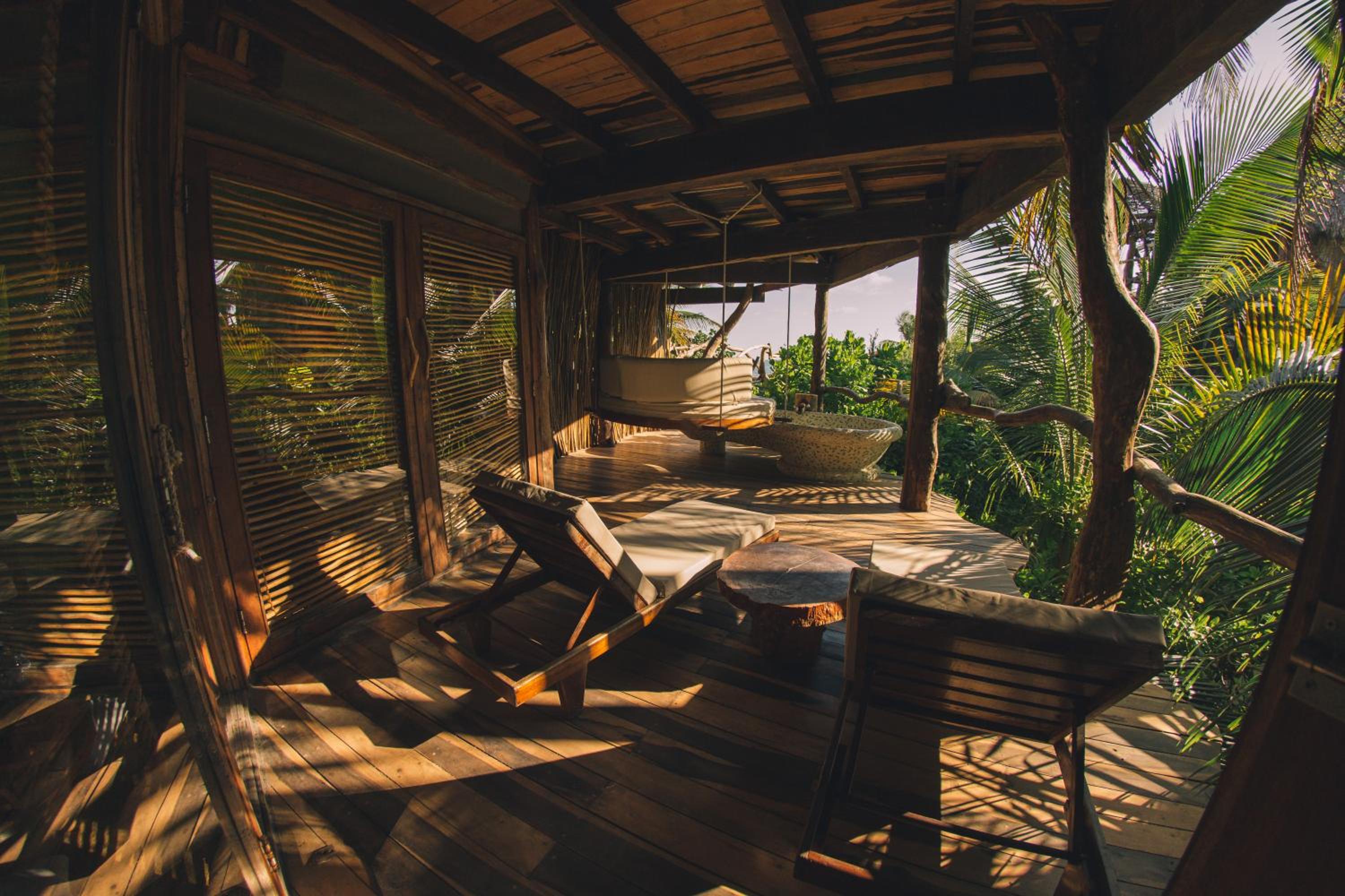 Villa with outdoor tub