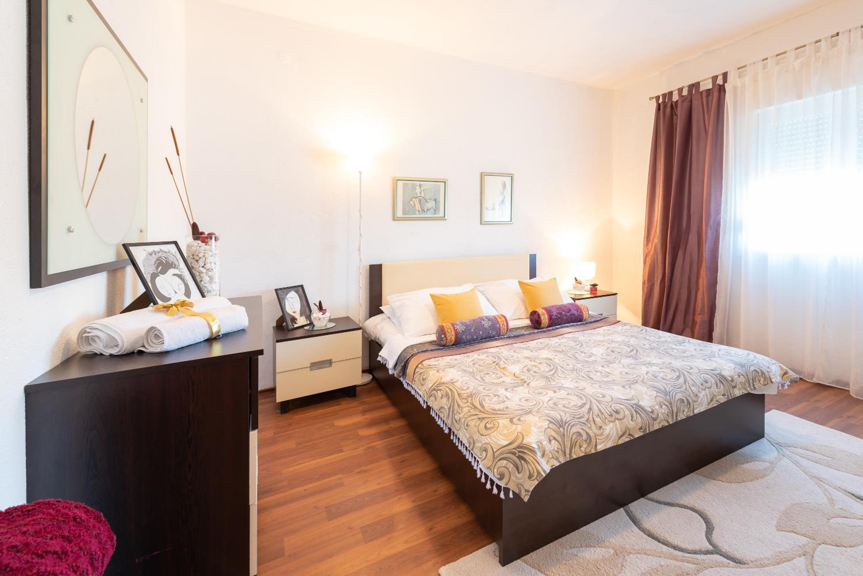 Two-Bedroom Apartment - Photo 7