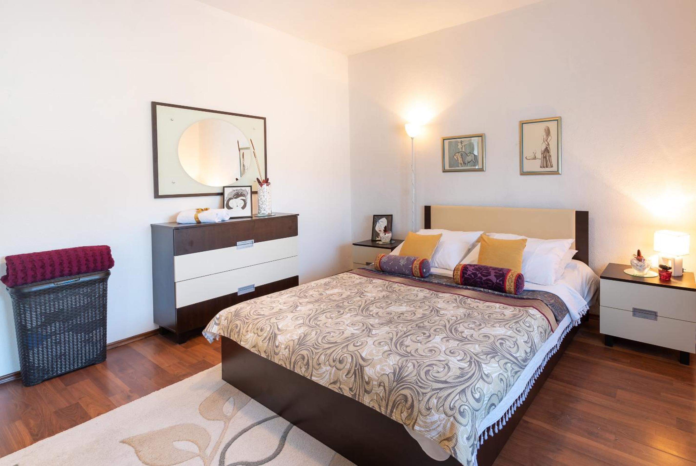 Two-Bedroom Apartment - Photo 10