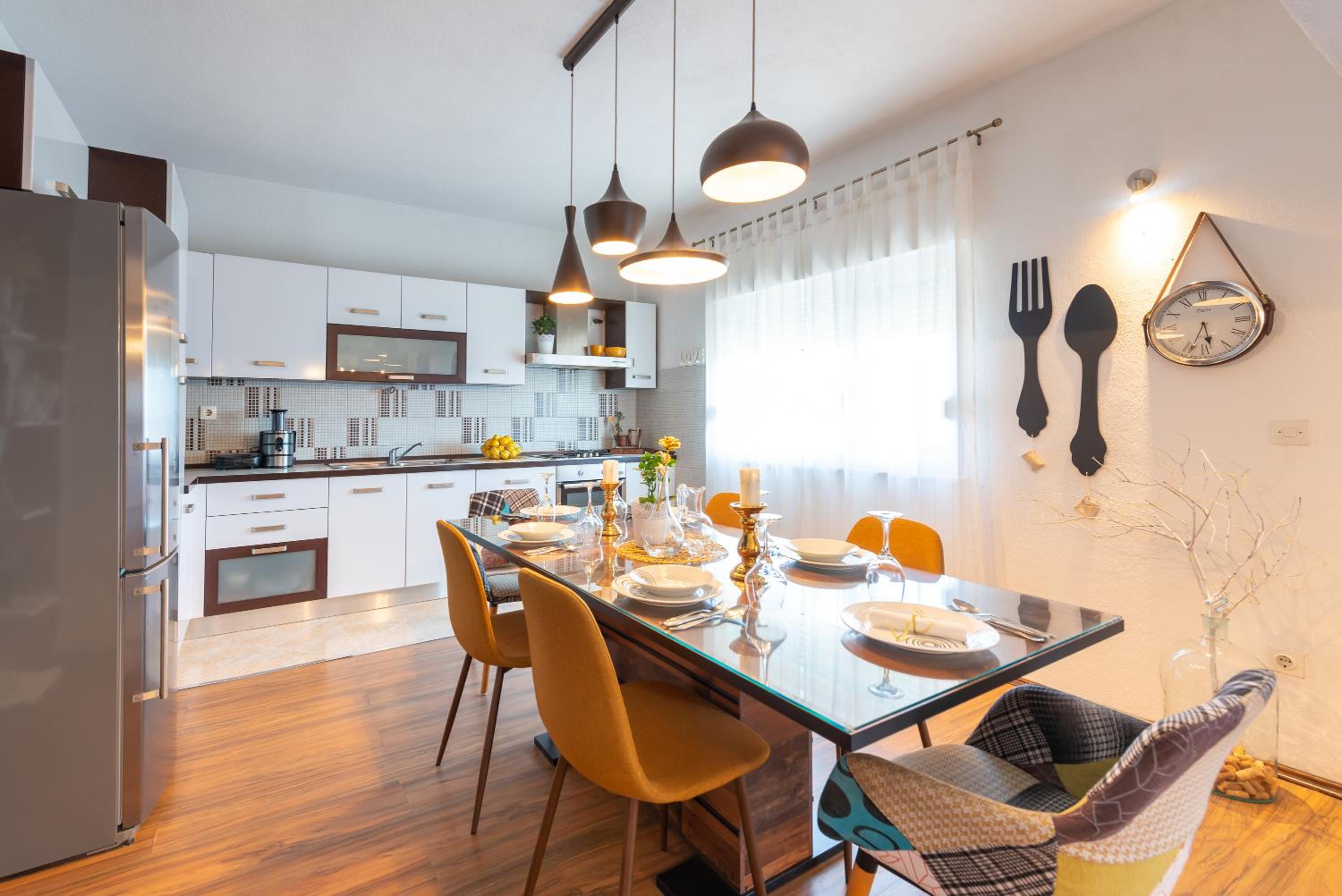 Two-Bedroom Apartment - Photo 30