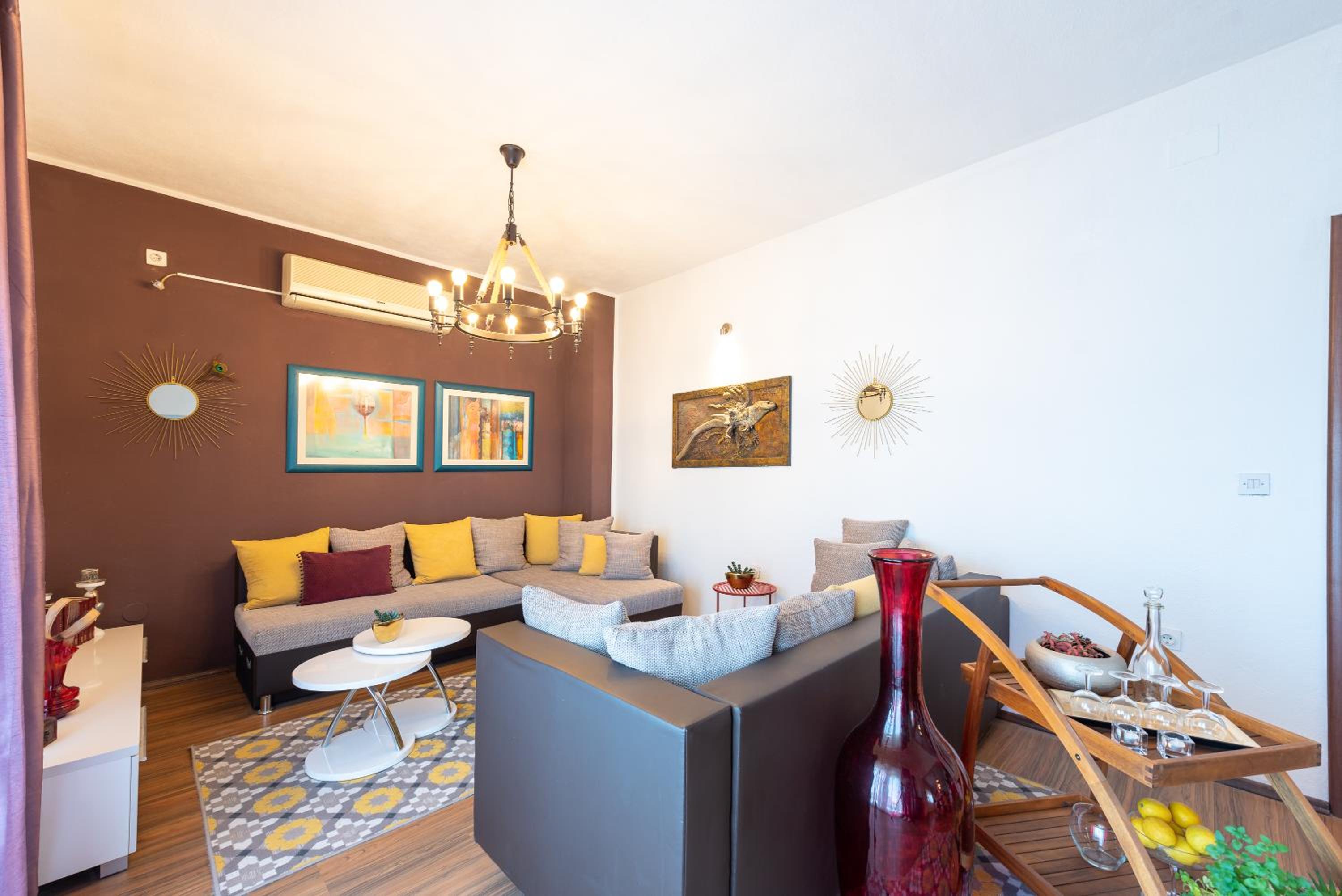 Two-Bedroom Apartment - Photo 36