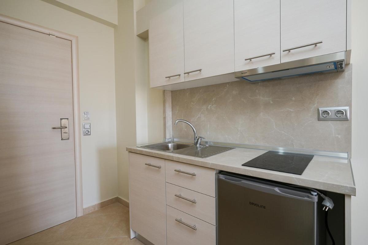 Family Room with Private Bathroom photo 3