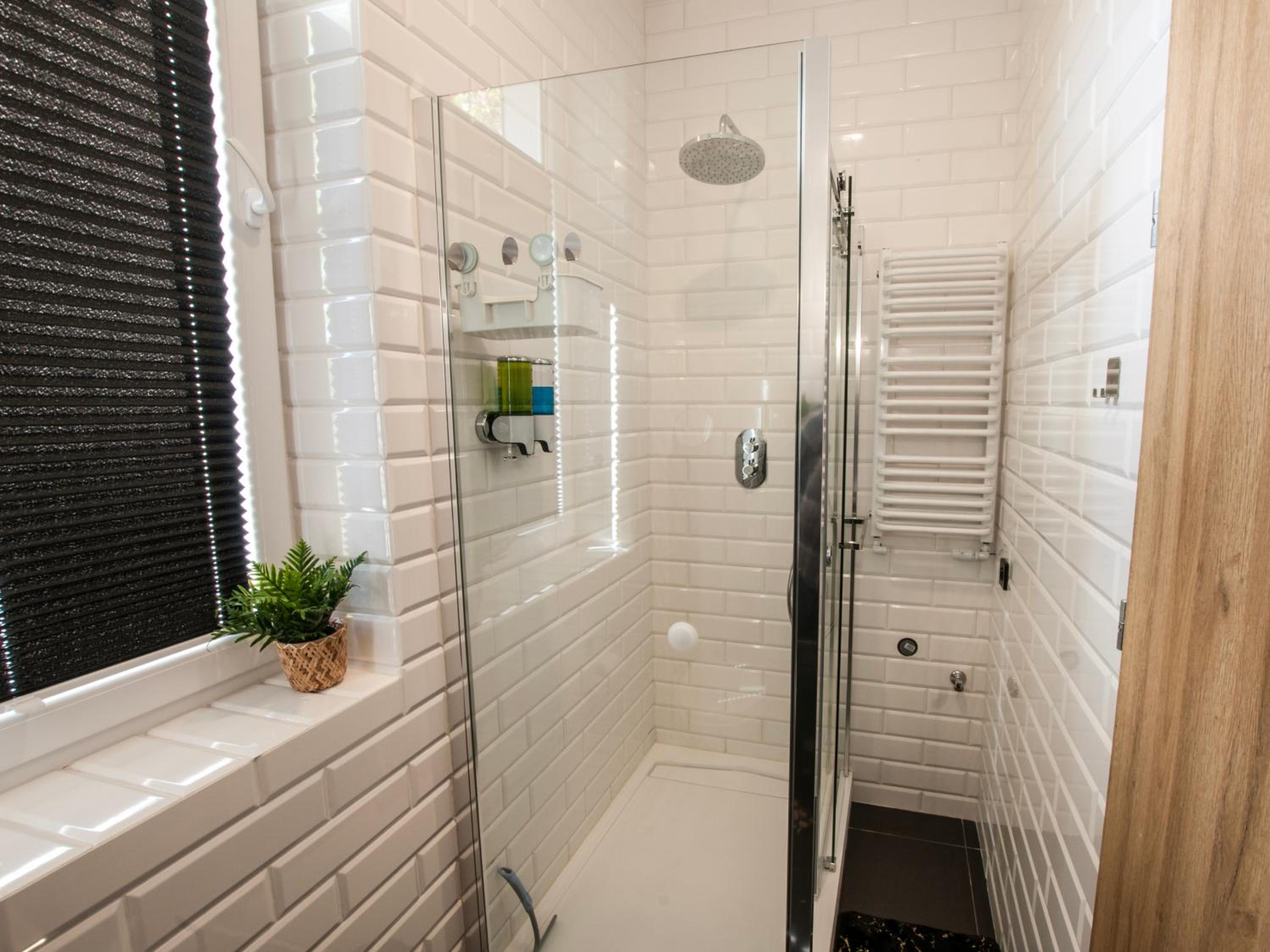 Two-Bedroom Apartment - Photo 8