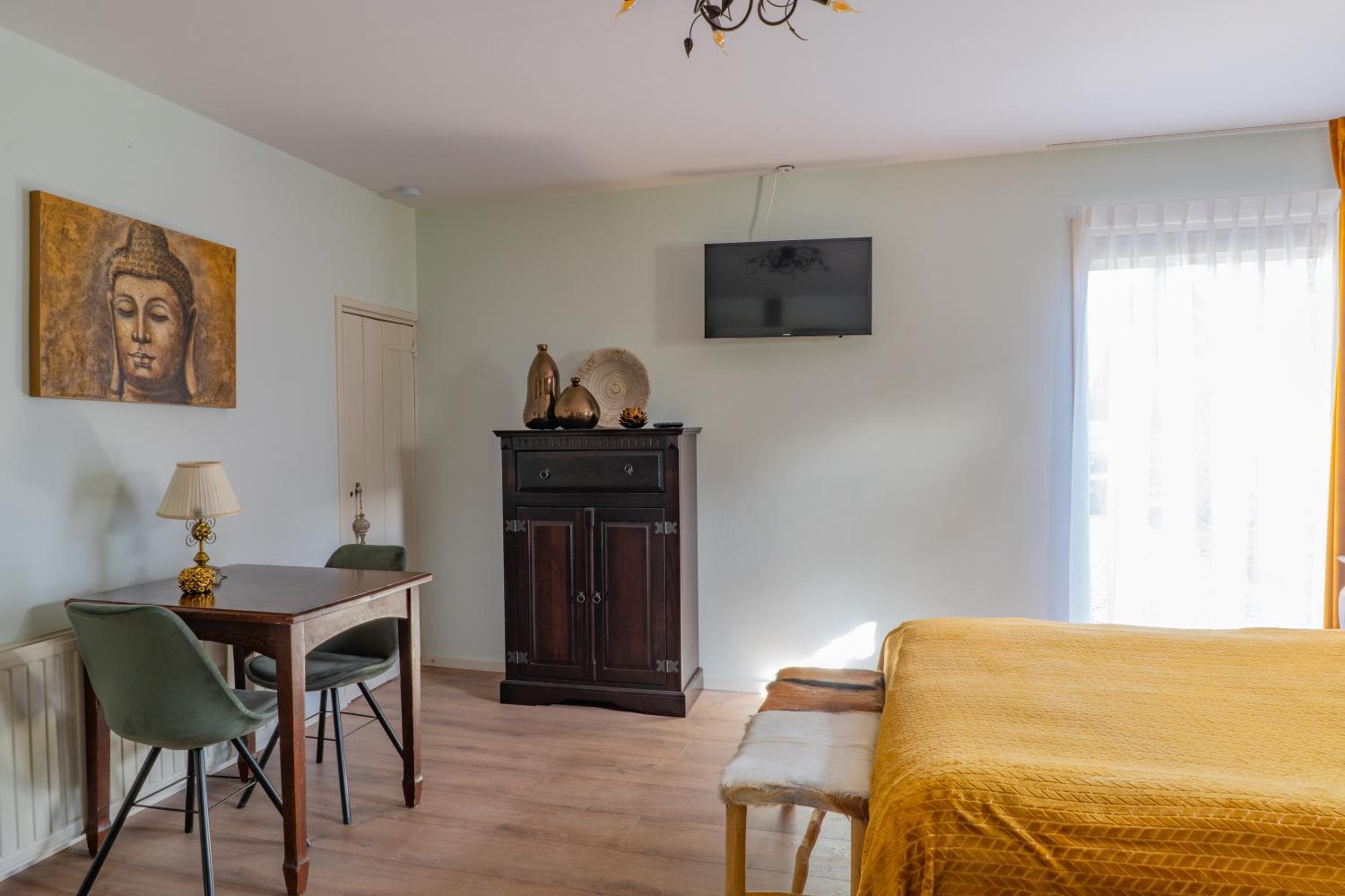 Double Room - Photo 2