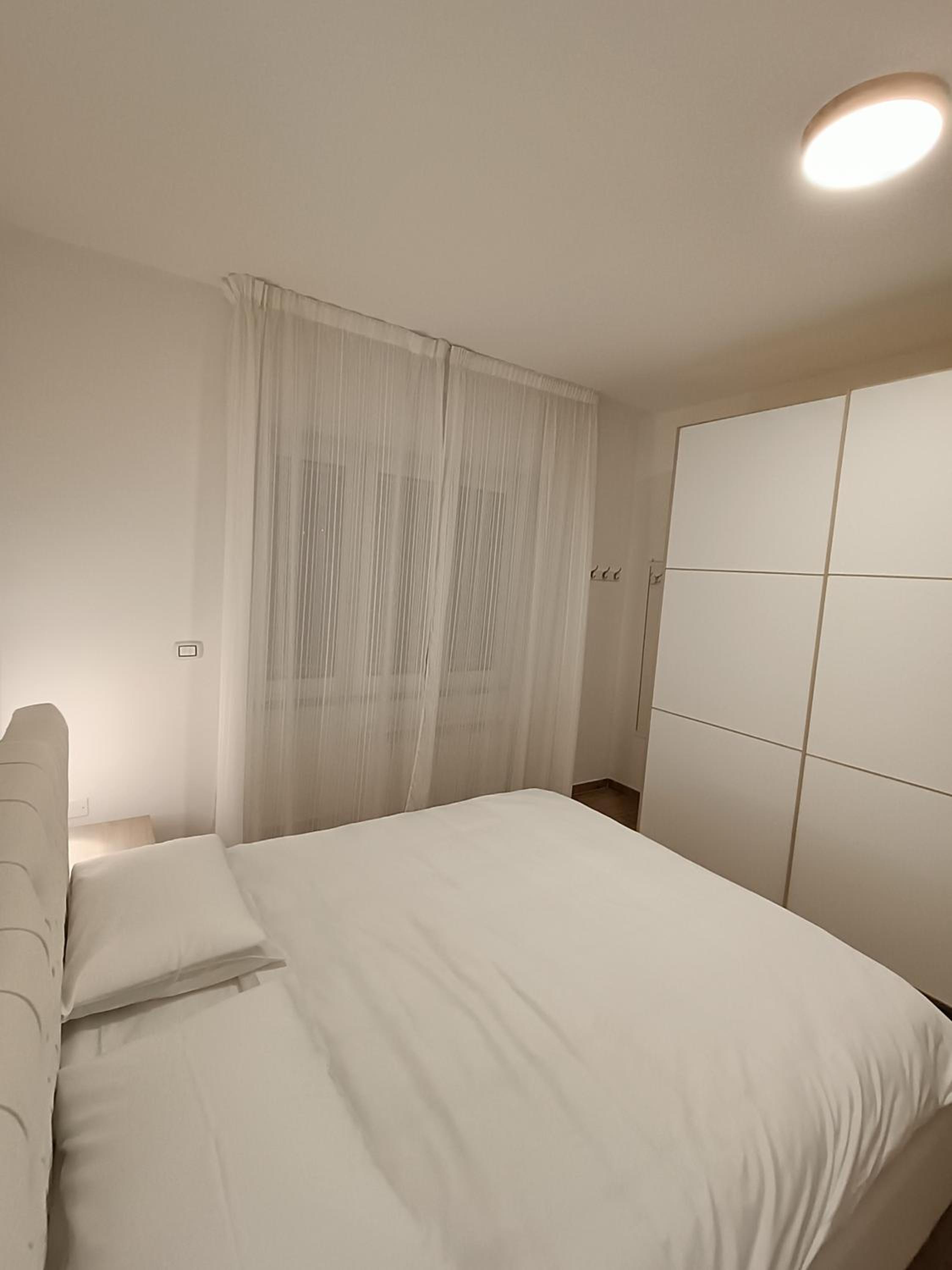 Standard King Room photo 1