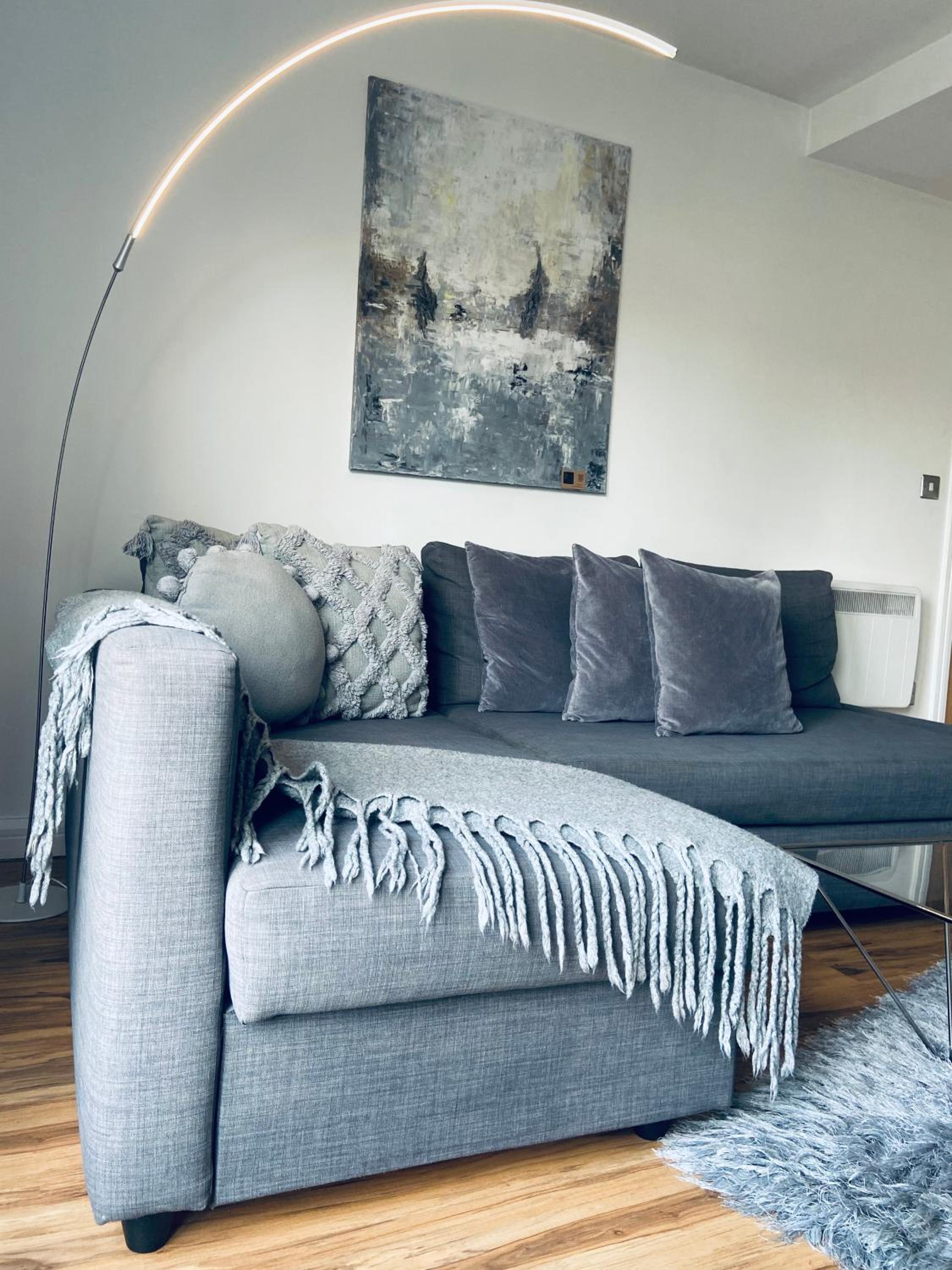 One-Bedroom Apartment - Photo 15