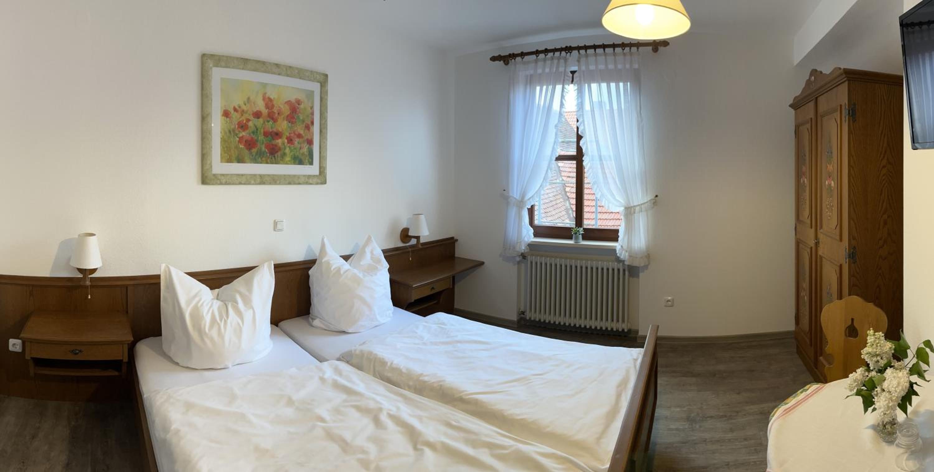 Double Room with Private Bathroom - Photo 3