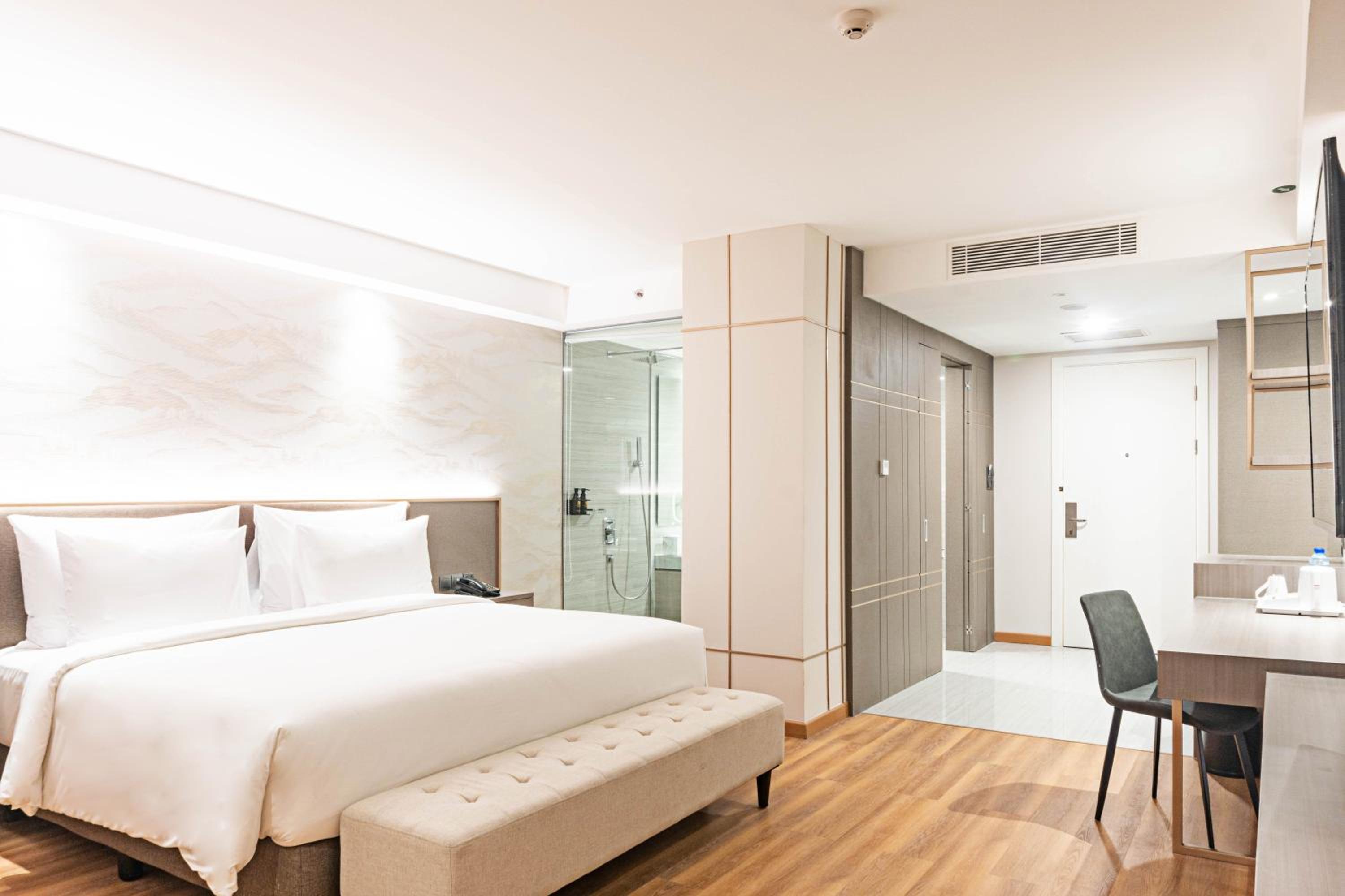 Deluxe Double Room - Photo 1