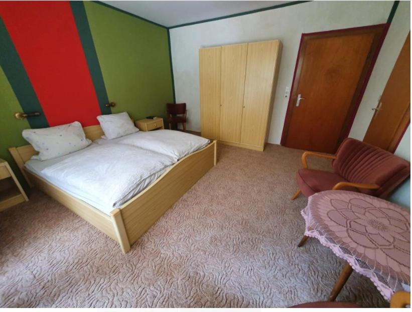 Standard Double Room with Shared Bathroom photo 1