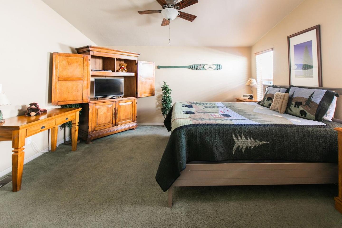 Three-Bedroom House photo 1