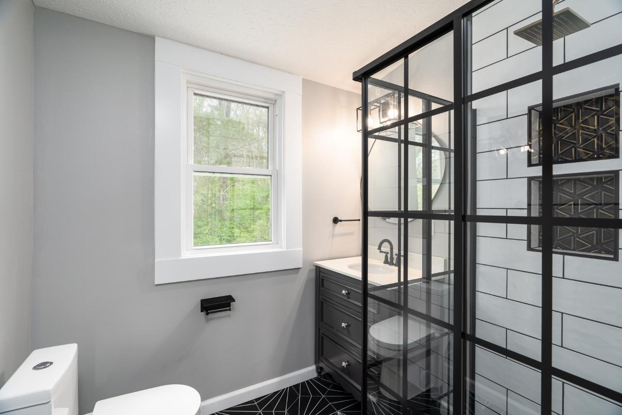 Three-Bedroom House - Photo 12