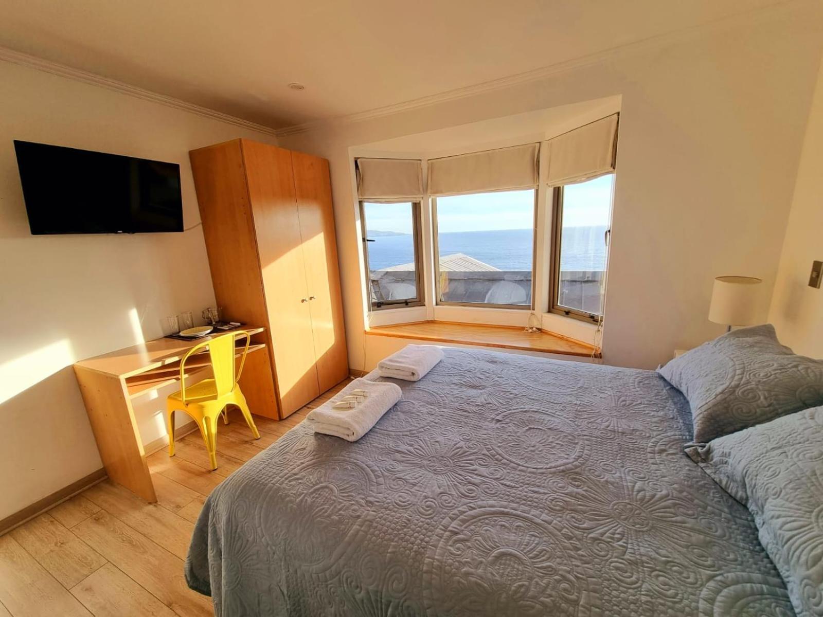 Double Room with Sea View photo 1