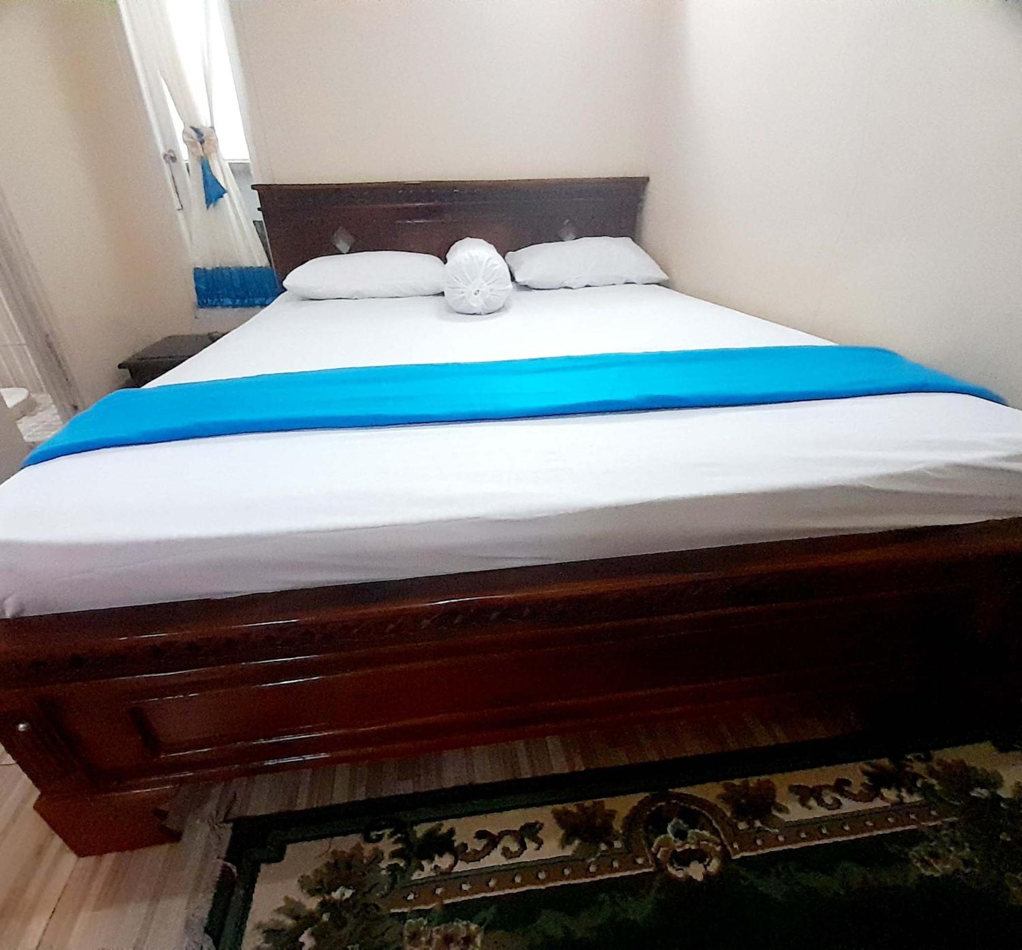 Economy Double Room photo 2