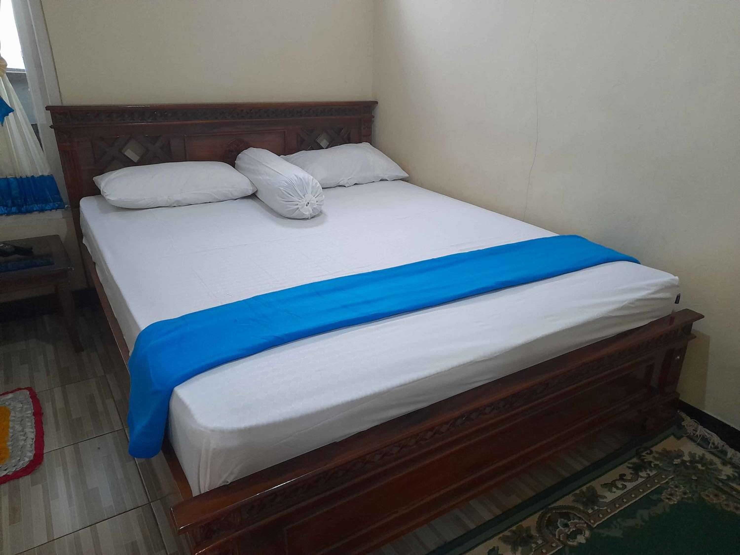 Standard Double Room With Shared Bathroom photo 1