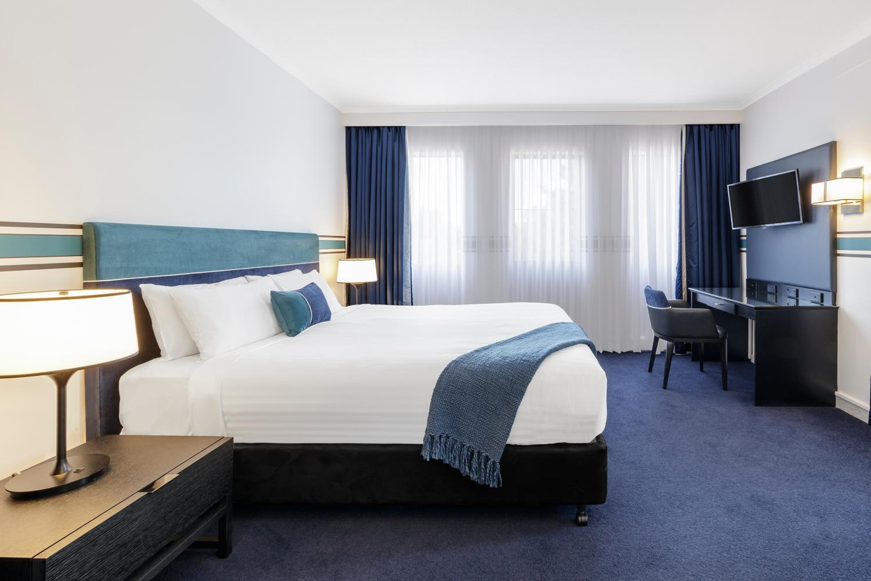 Queen Room - Photo 5