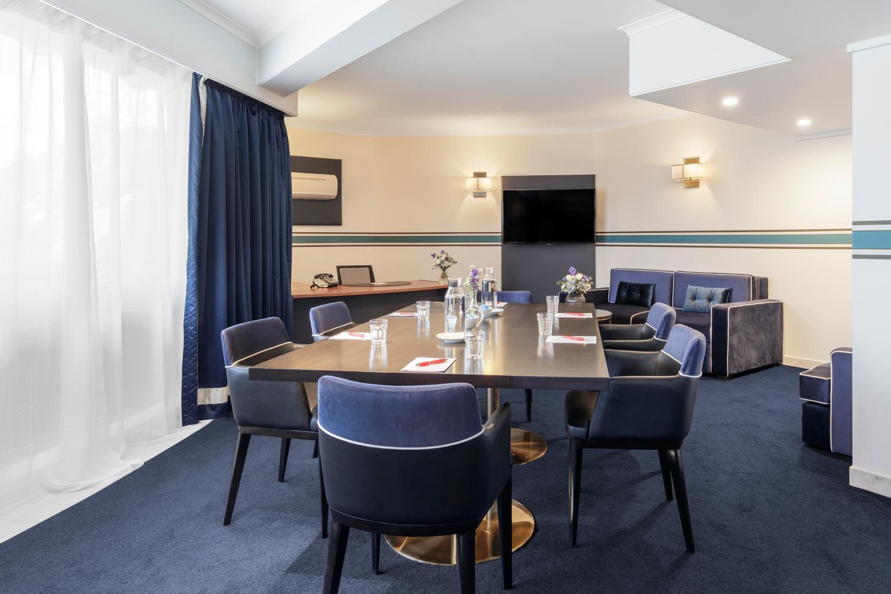 King Boardroom - Photo 7