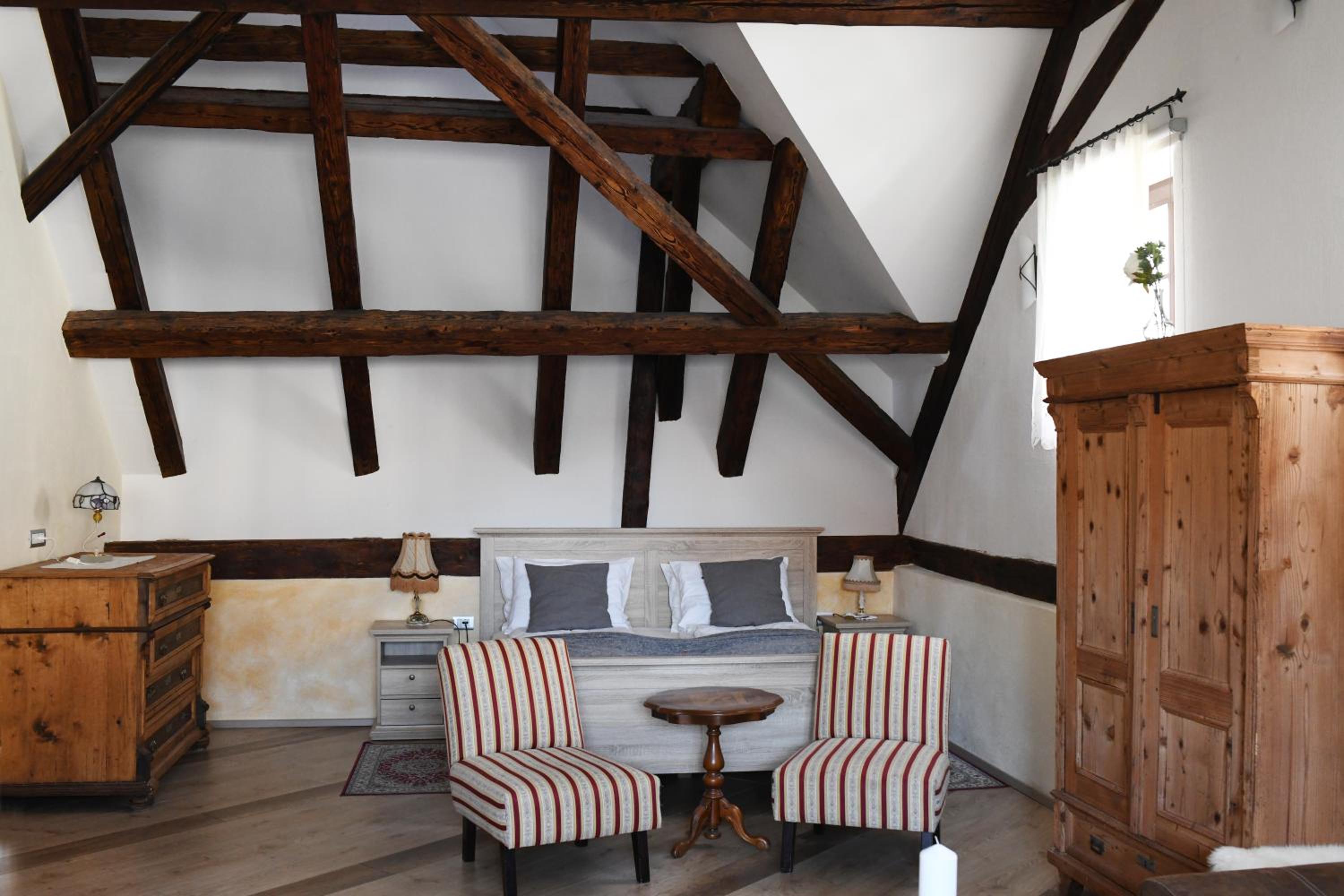 Suite - Photo 6
