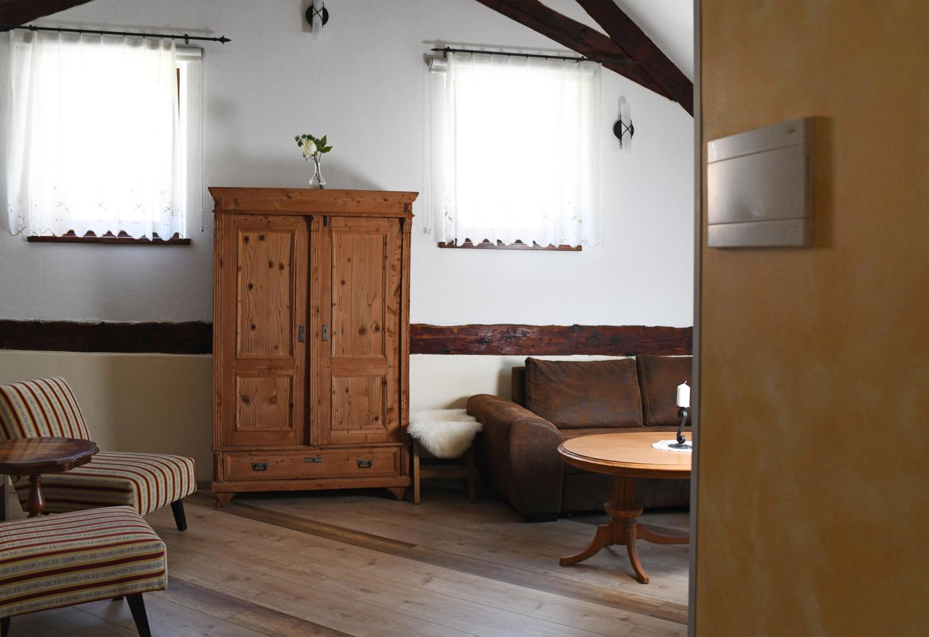 Suite - Photo 7