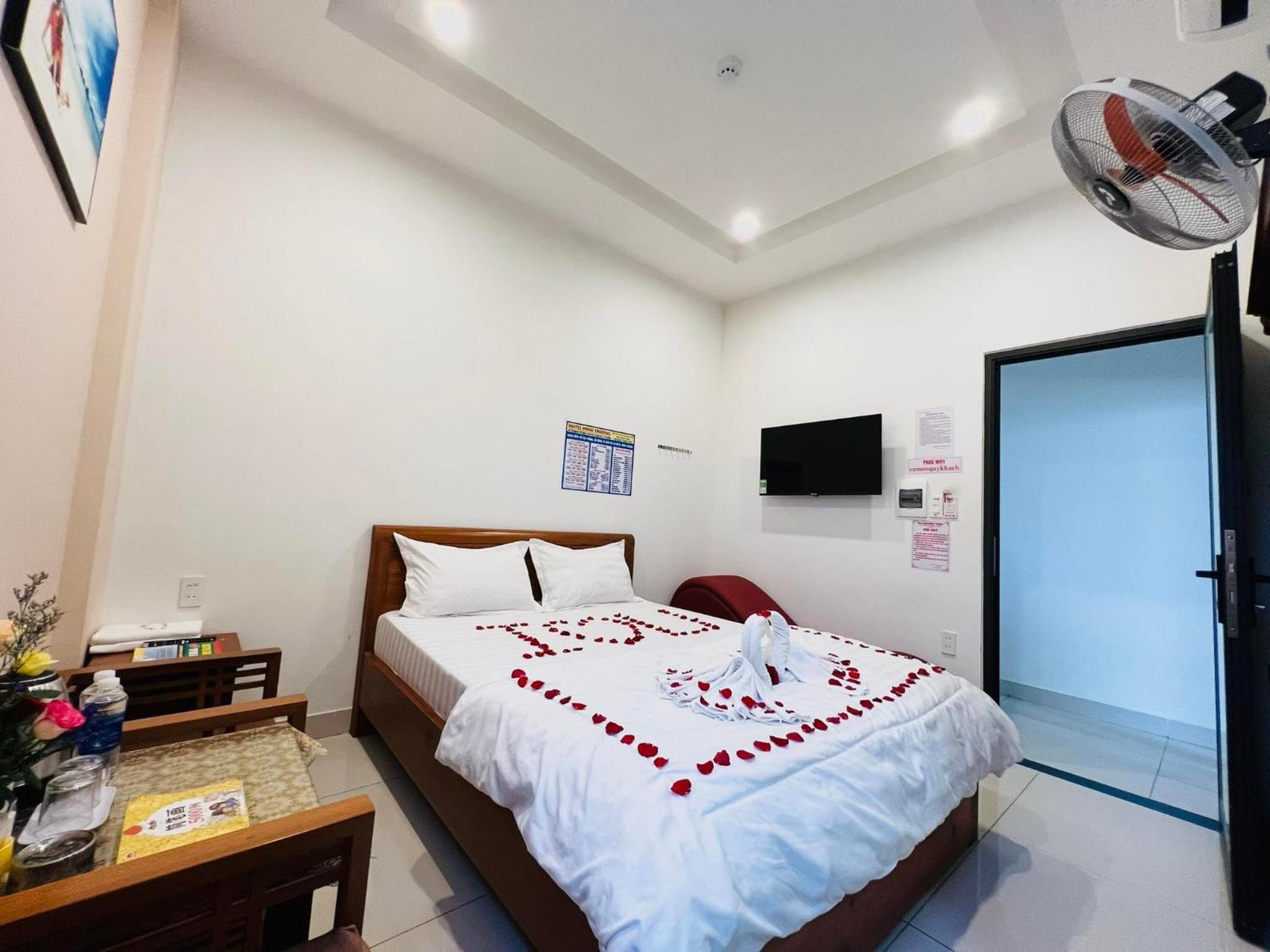 Double Room - Photo 3