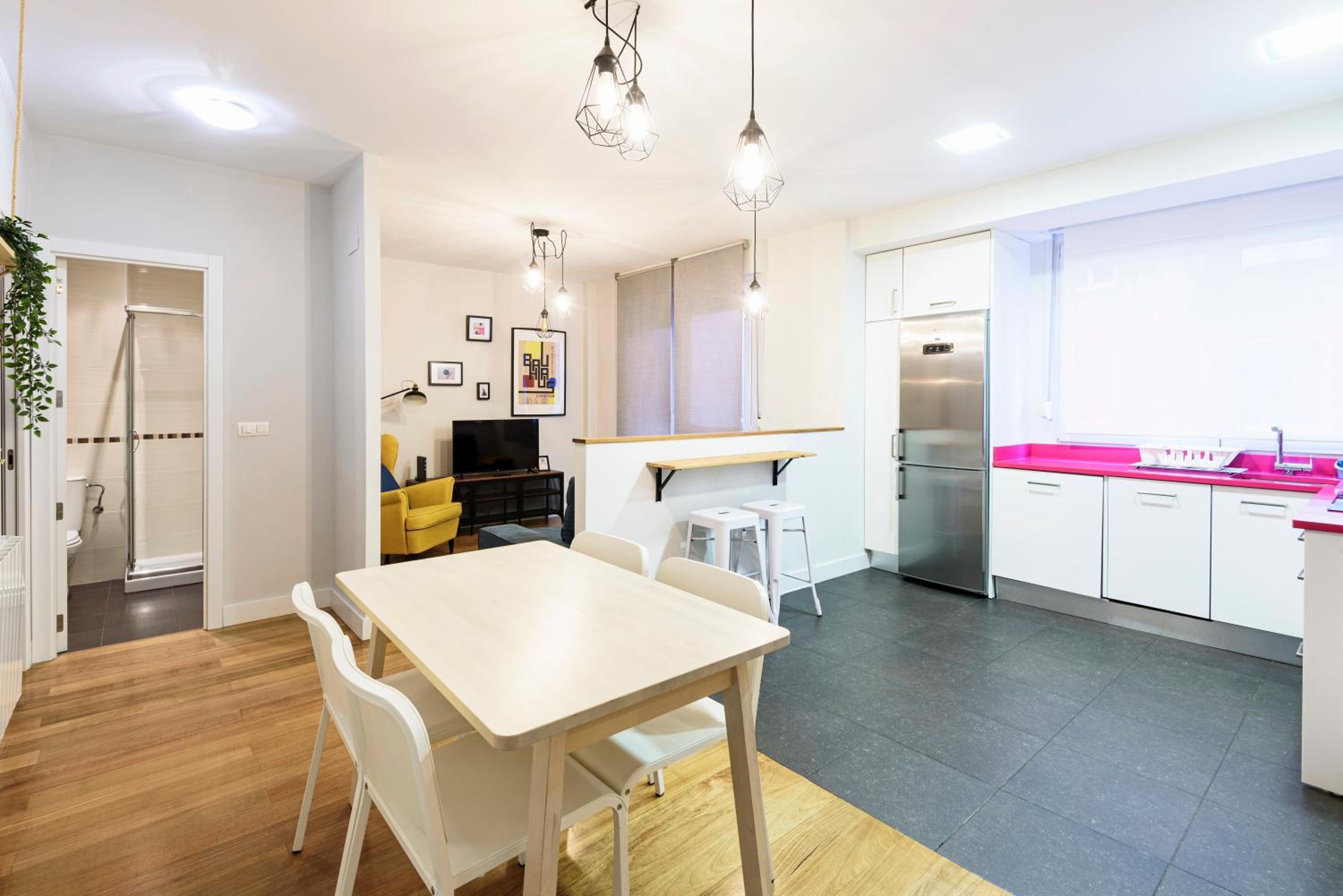Apartment - Photo 11